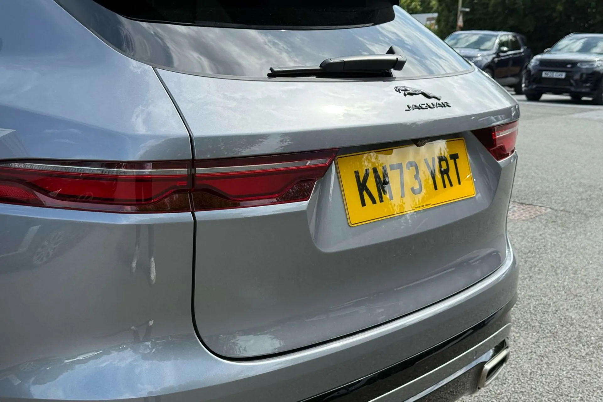 Jaguar F-PACE thumbnail image number 47