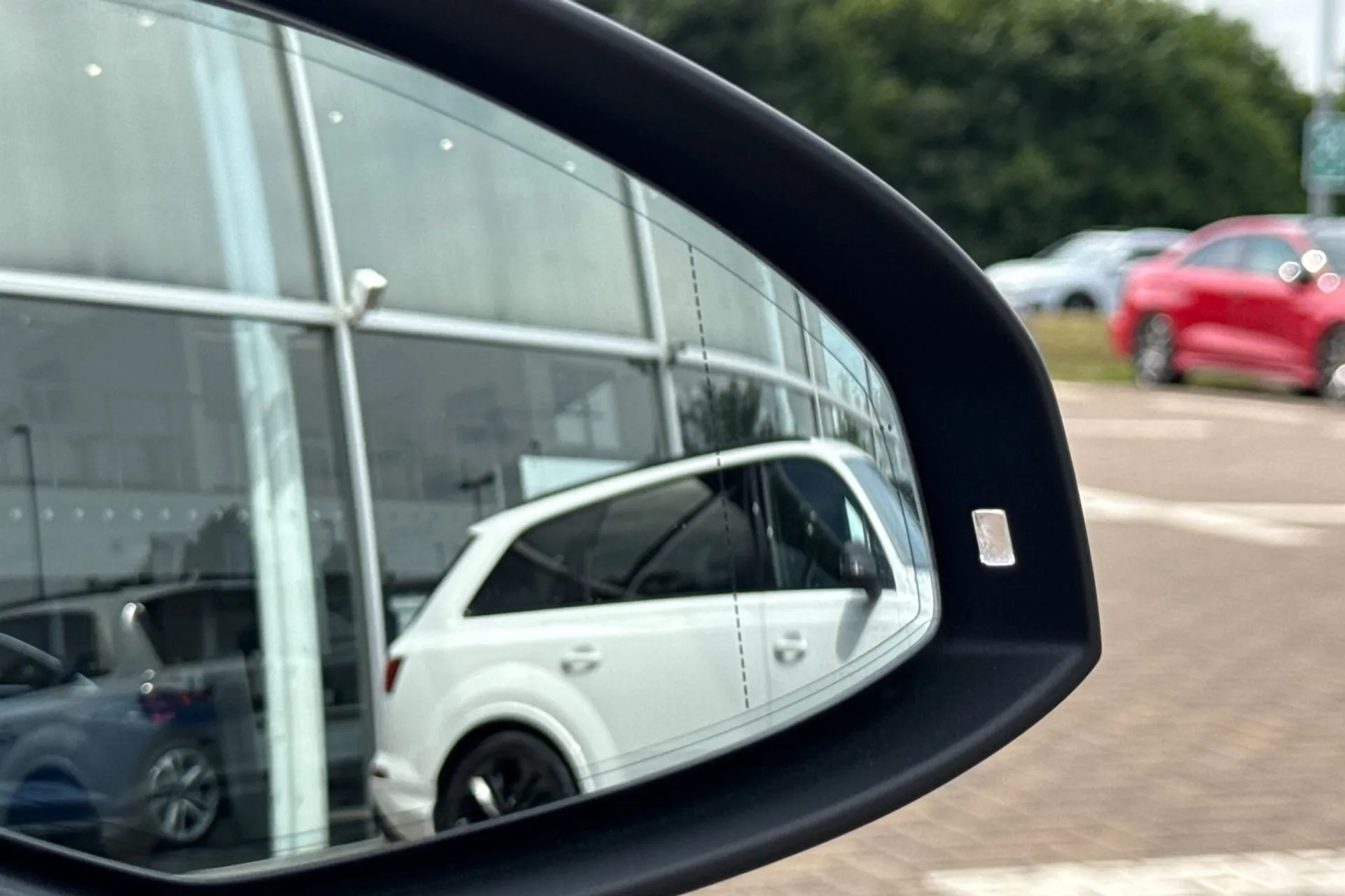Audi A4 thumbnail image number 48