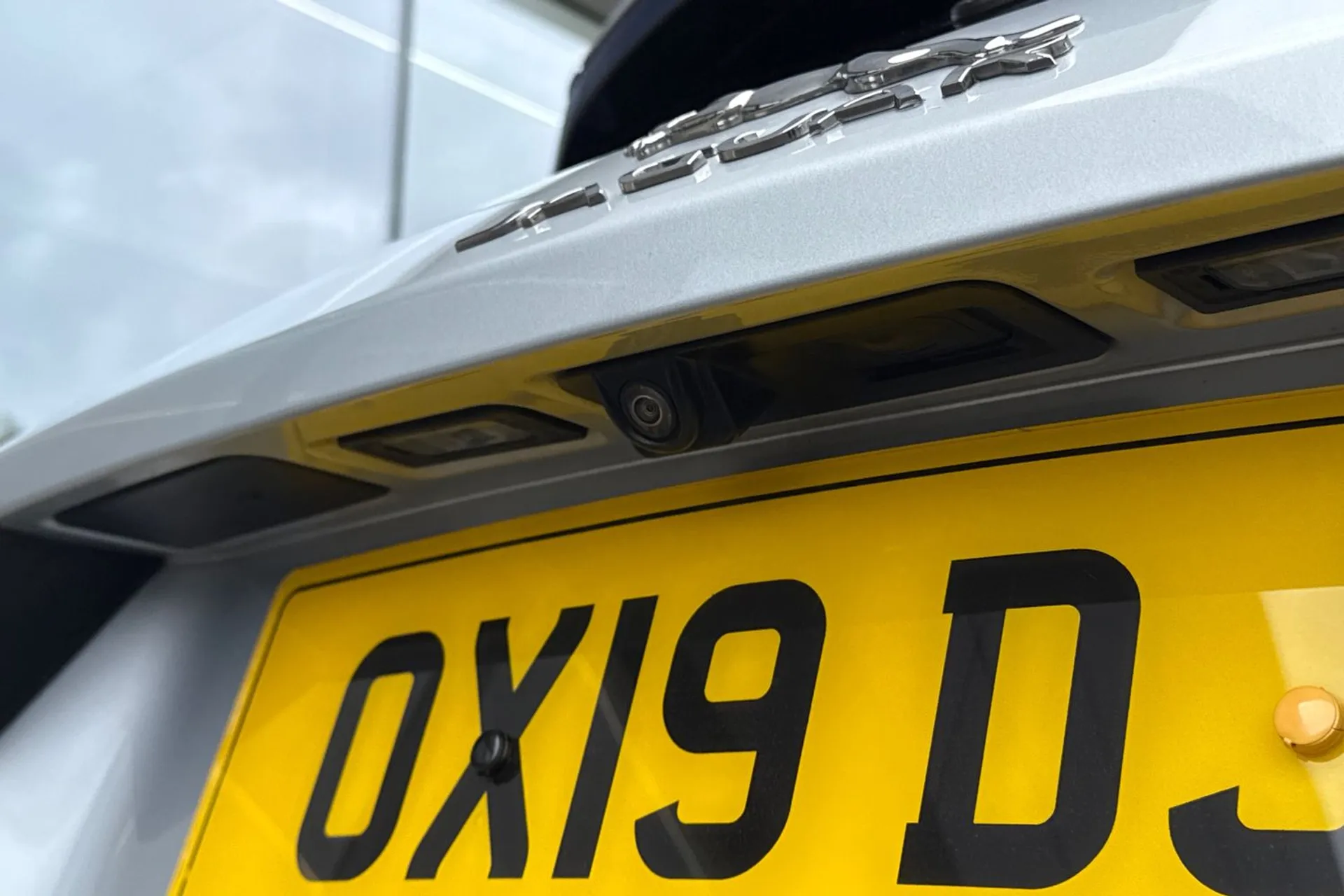 Jaguar E-PACE thumbnail image number 32