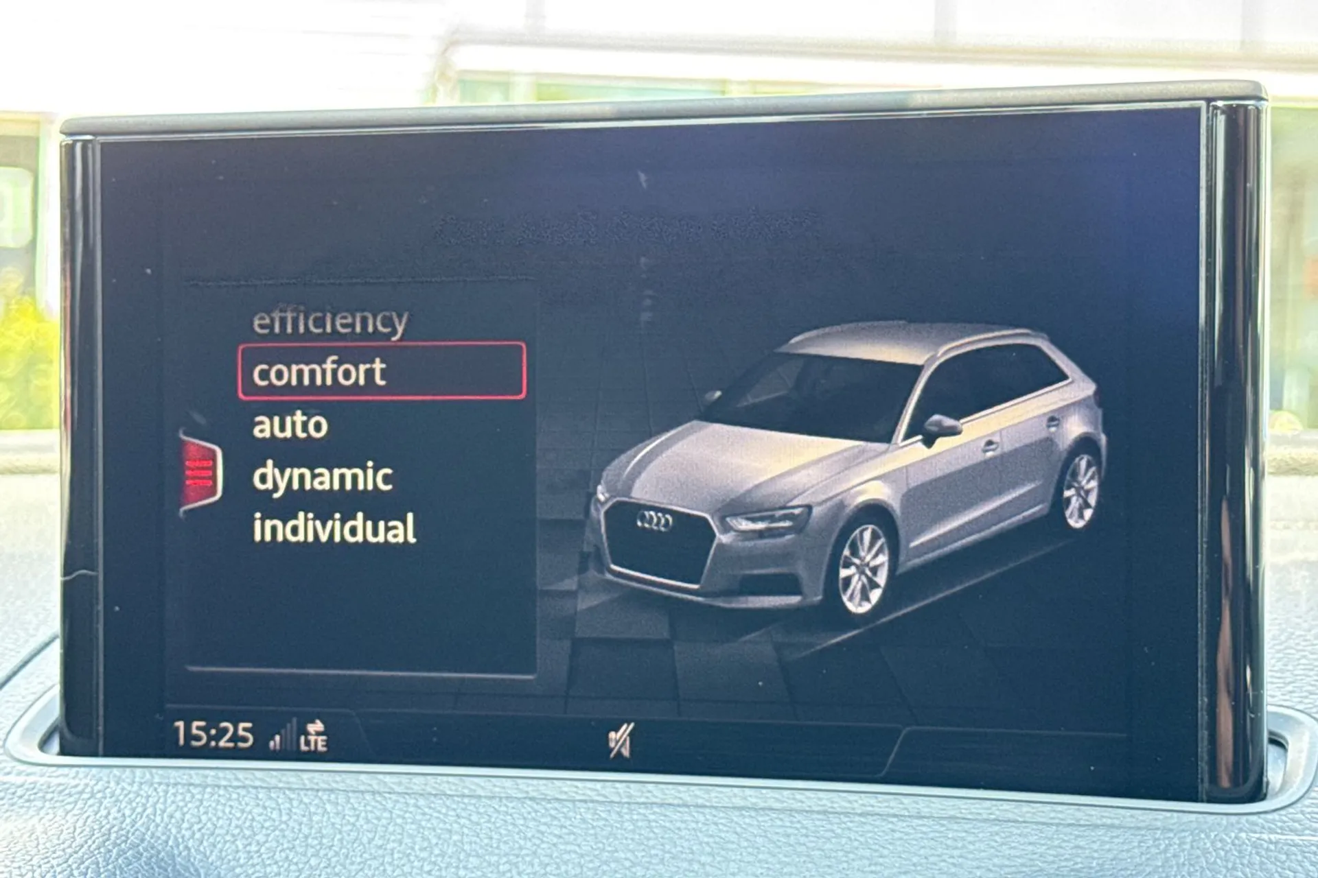 Audi A3 thumbnail image number 11