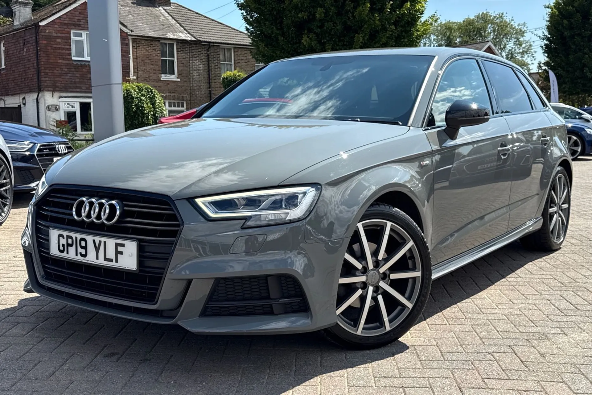 Audi A3 thumbnail image number 24
