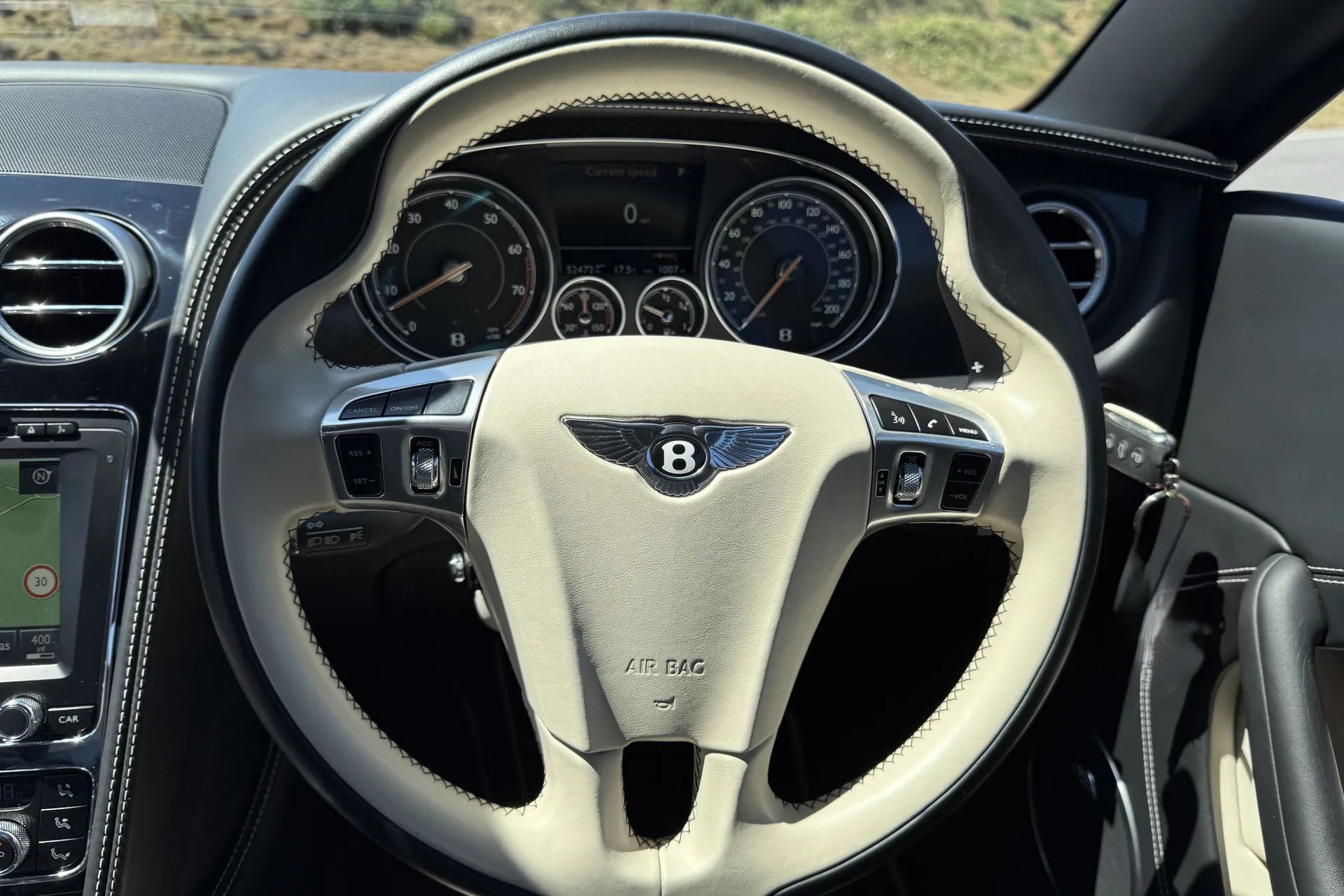 Bentley CONTINENTAL GT thumbnail image number 28