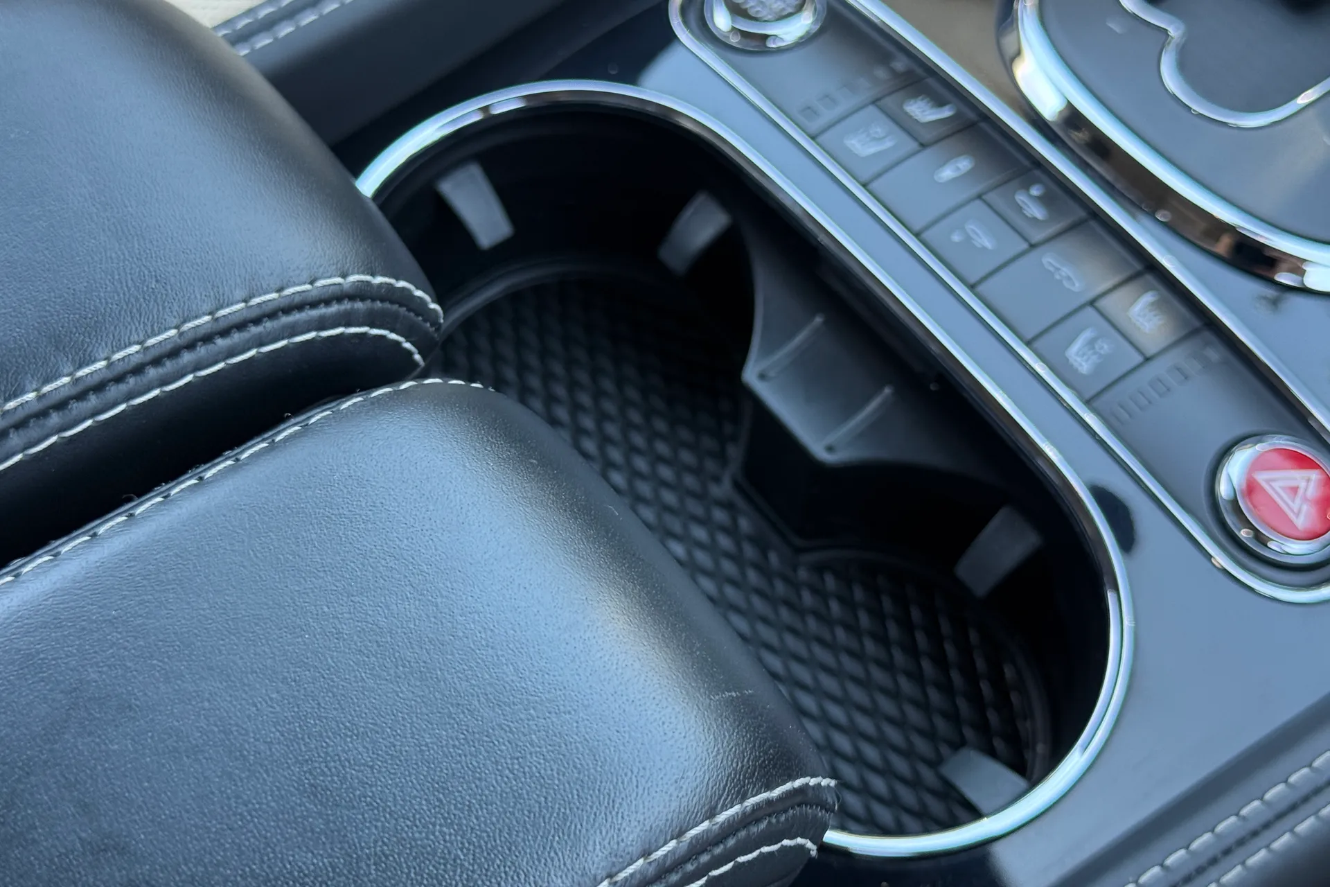 Bentley CONTINENTAL GT thumbnail image number 35