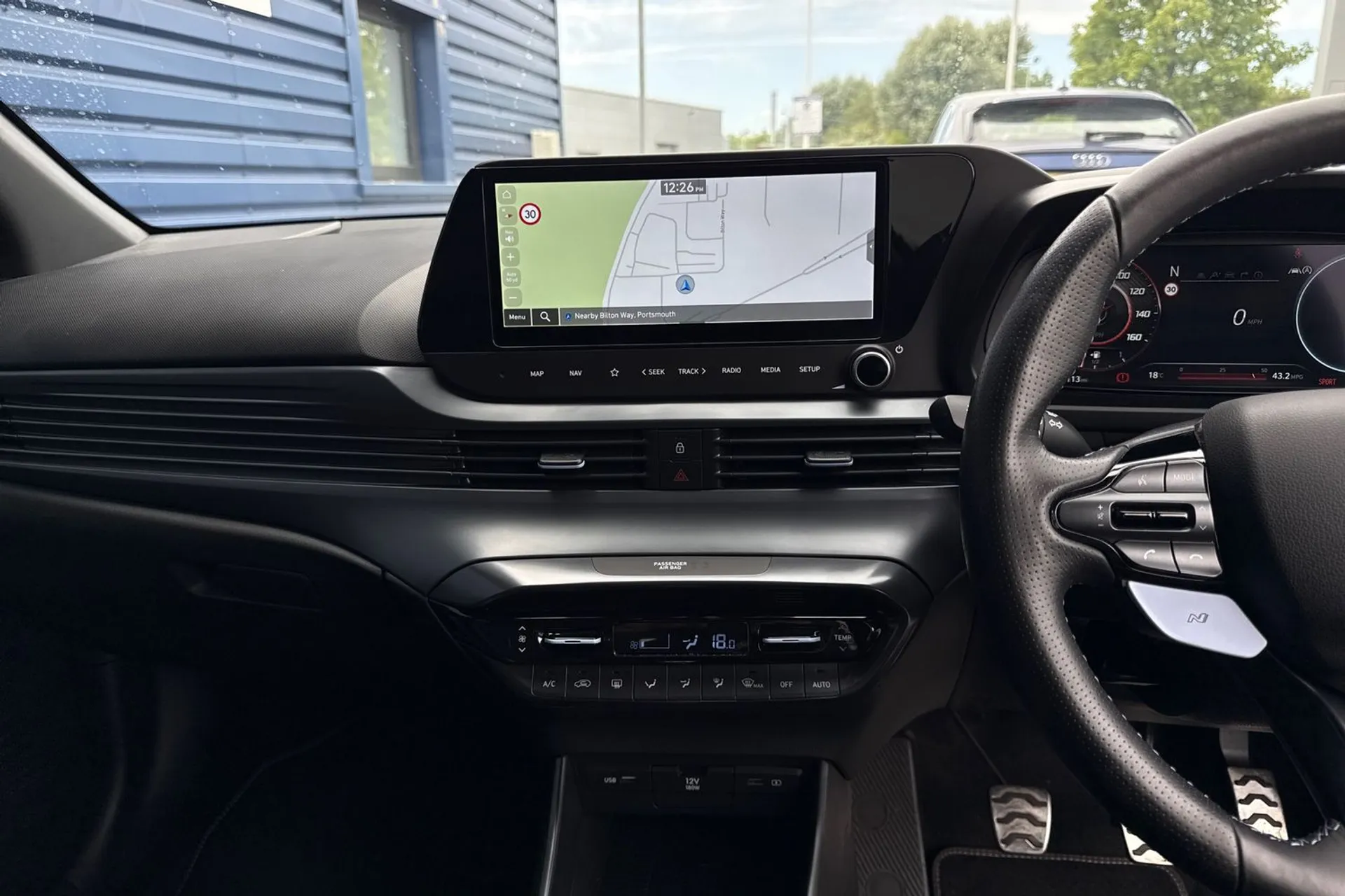 HYUNDAI I20 thumbnail image number 35