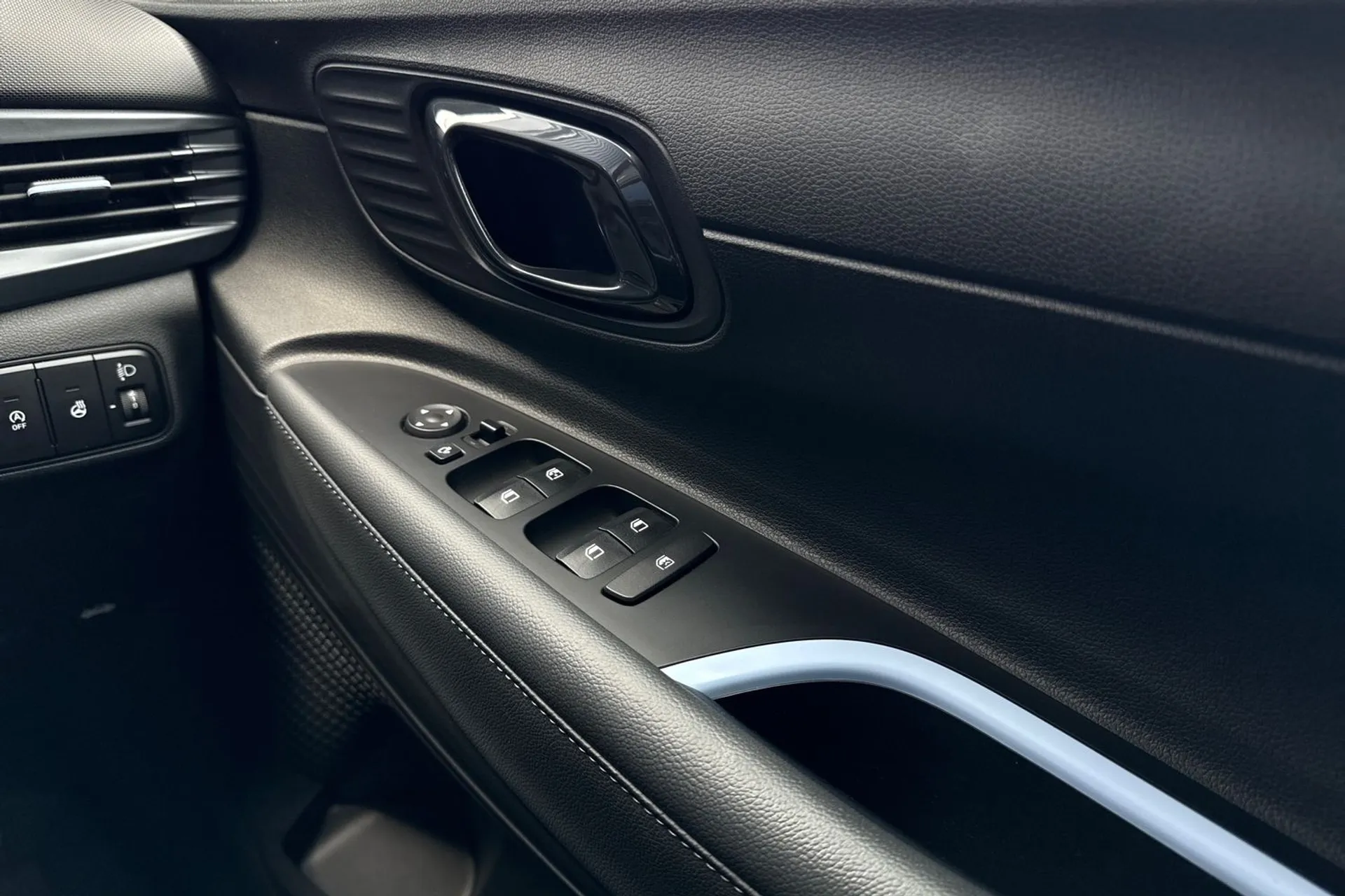 HYUNDAI I20 thumbnail image number 39