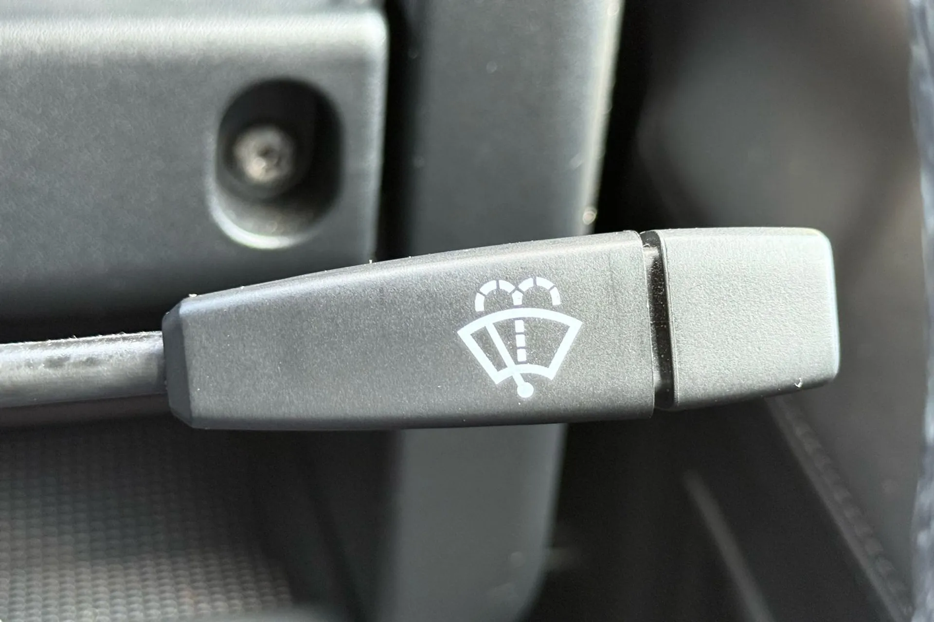 LAND ROVER DEFENDER thumbnail image number 29