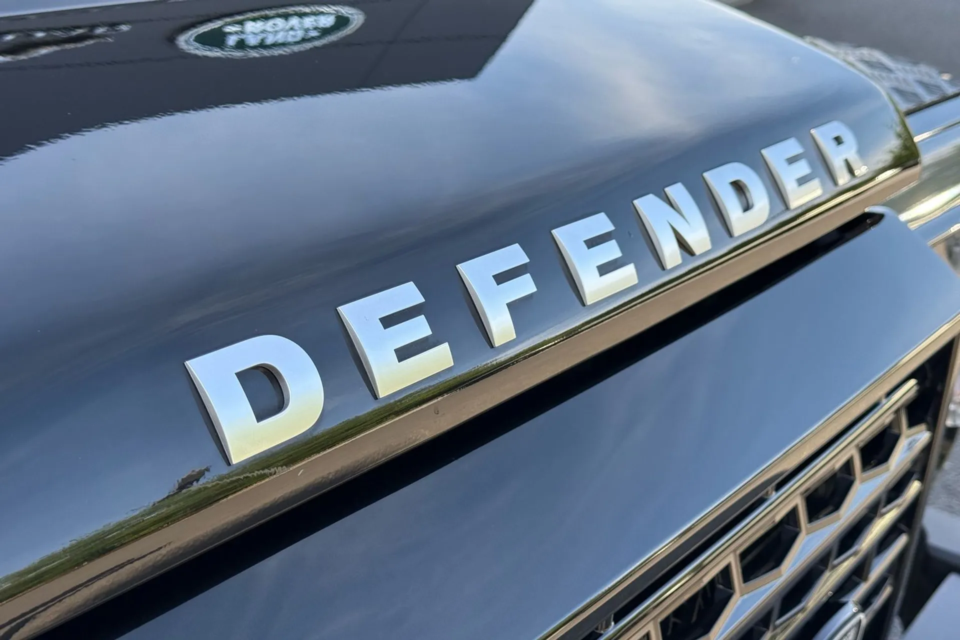 LAND ROVER DEFENDER thumbnail image number 9