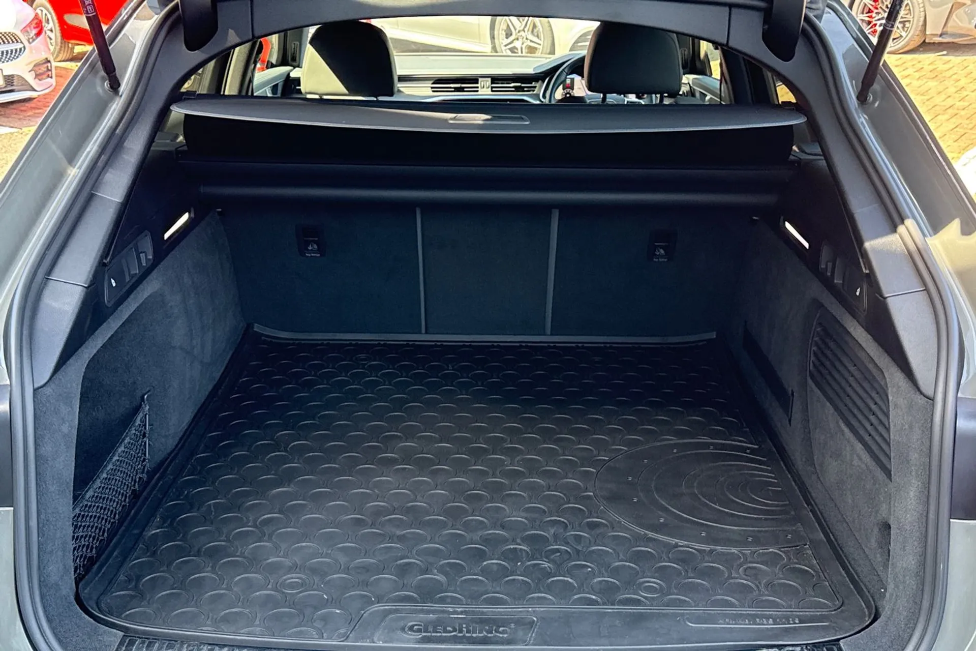 Audi A6 thumbnail image number 18