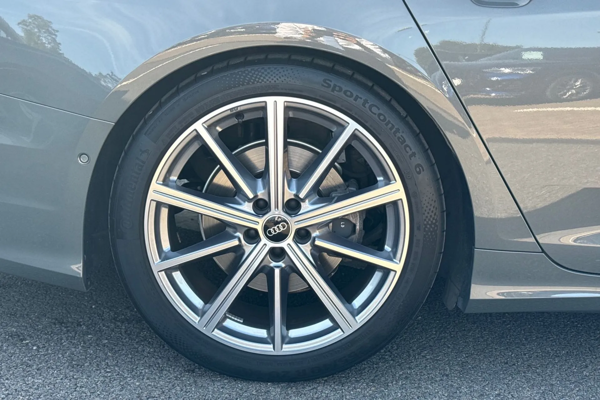 Audi A6 thumbnail image number 12