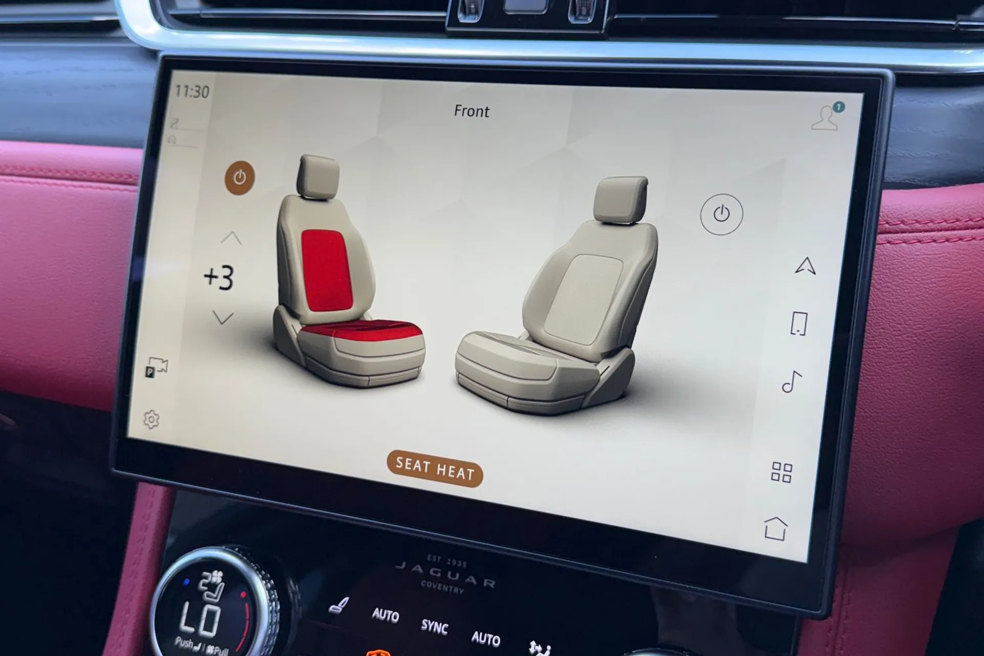 Jaguar F-PACE thumbnail image number 17