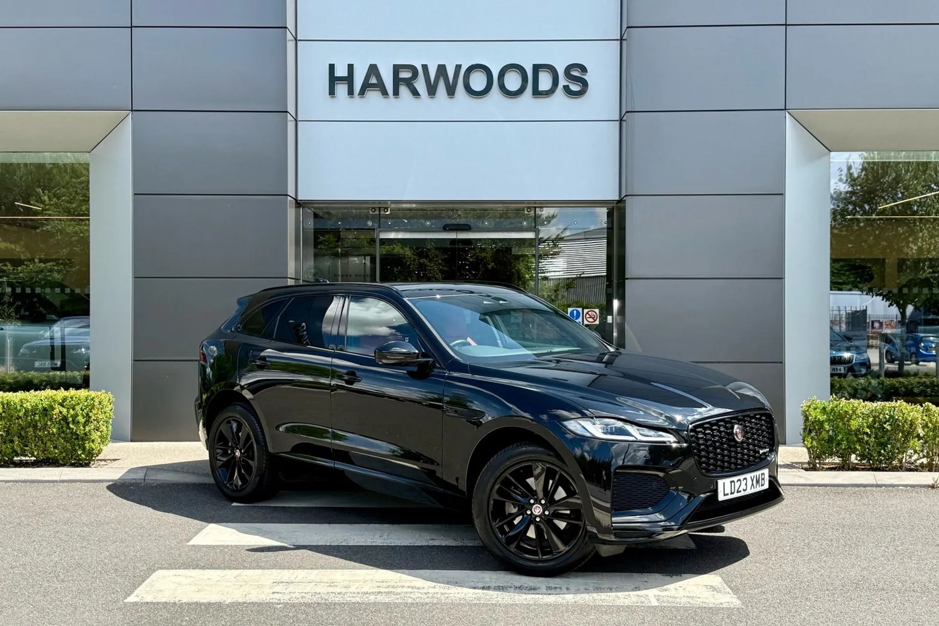 Jaguar F-PACE focused image