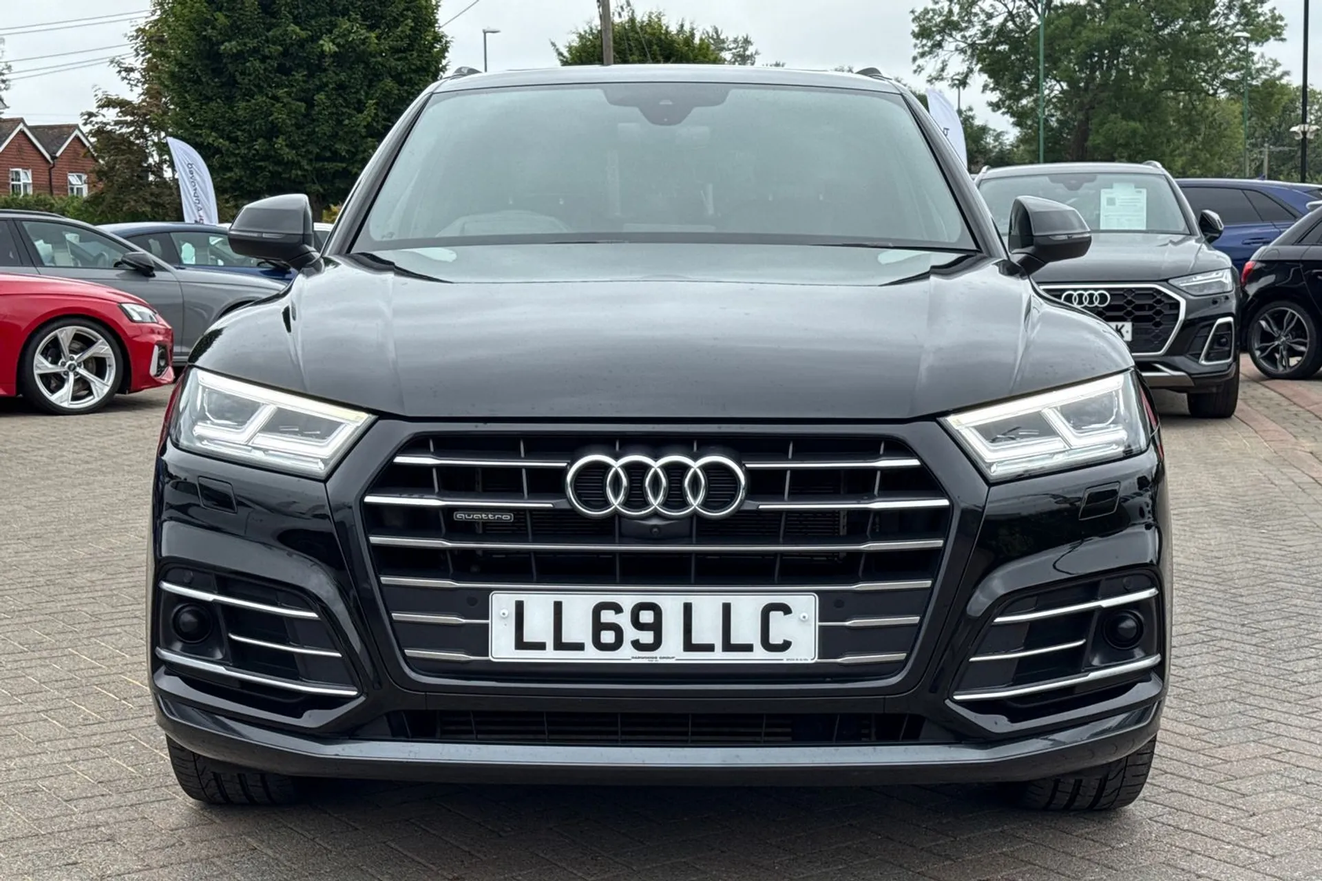 Audi Q5 thumbnail image number 30