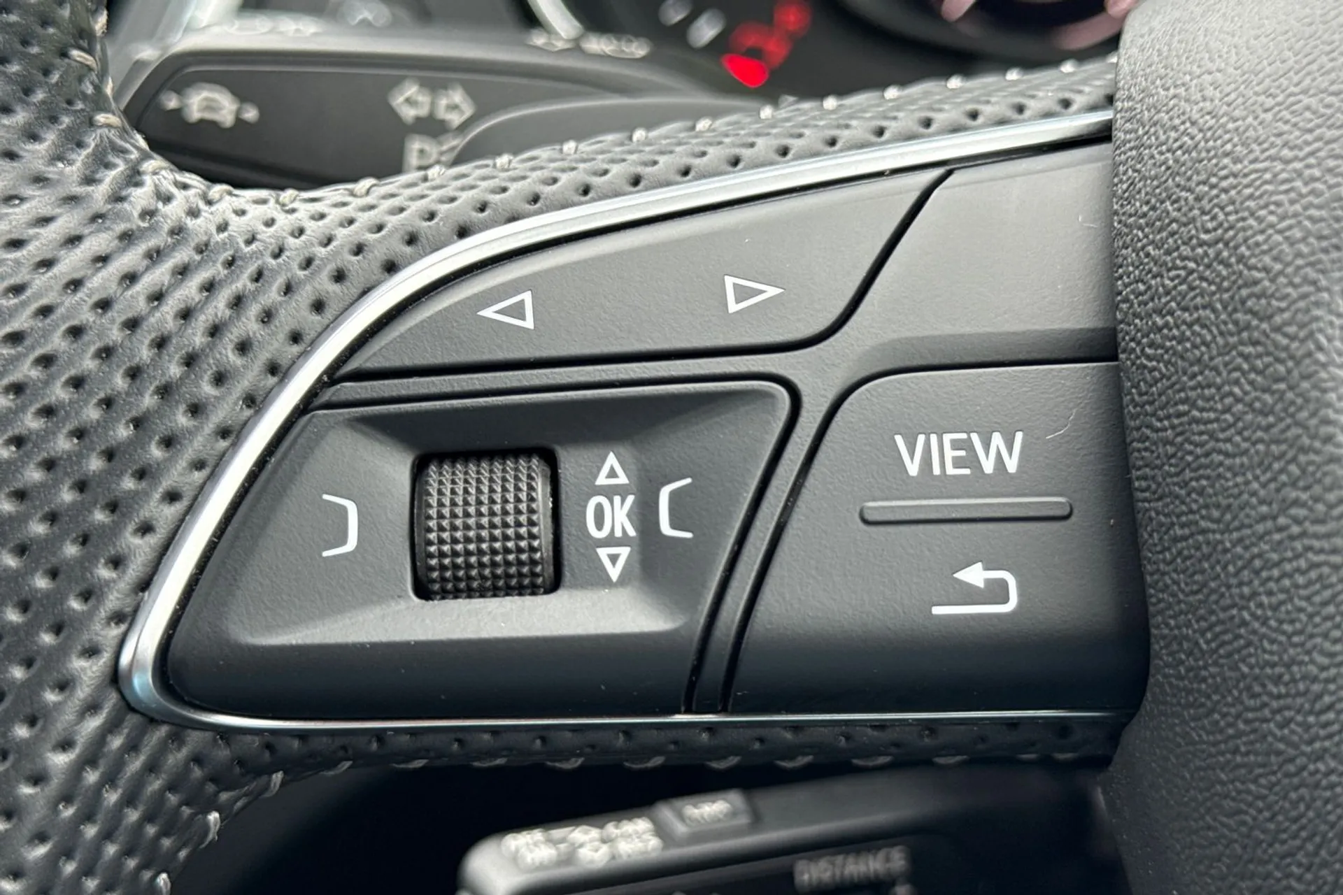 Audi Q5 thumbnail image number 26