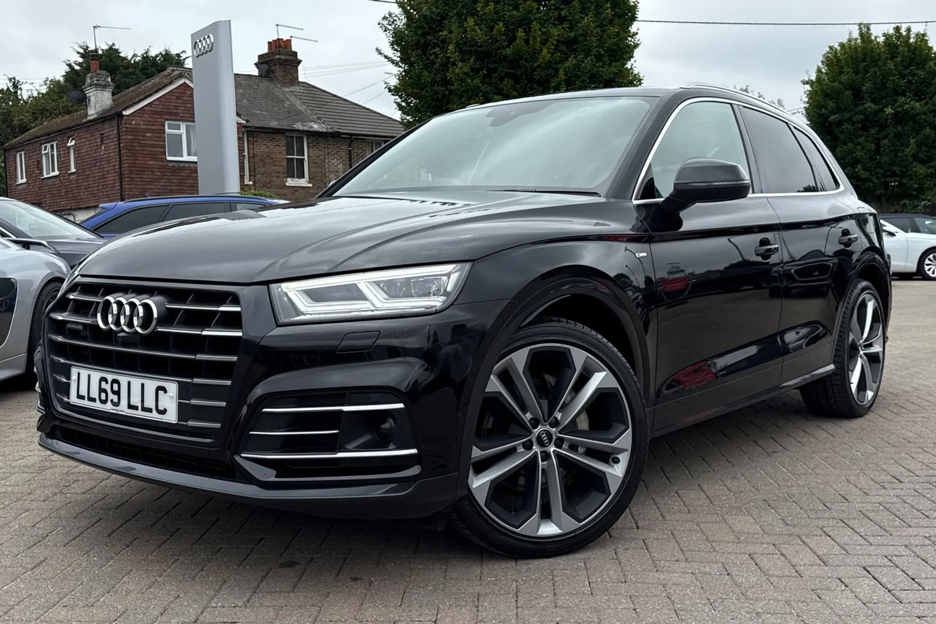 Audi Q5 thumbnail image number 31