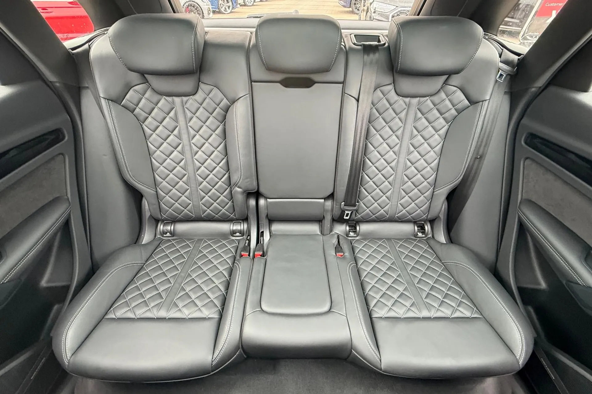 Audi Q5 thumbnail image number 7