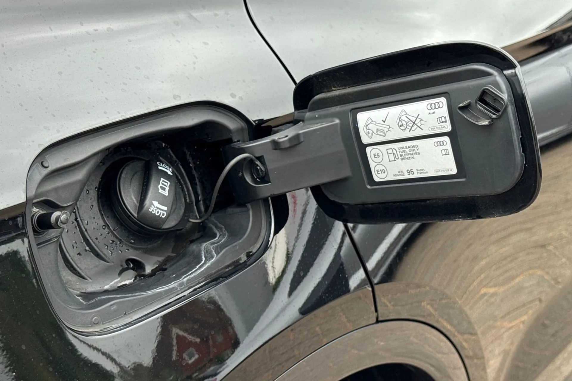 Audi Q5 thumbnail image number 57