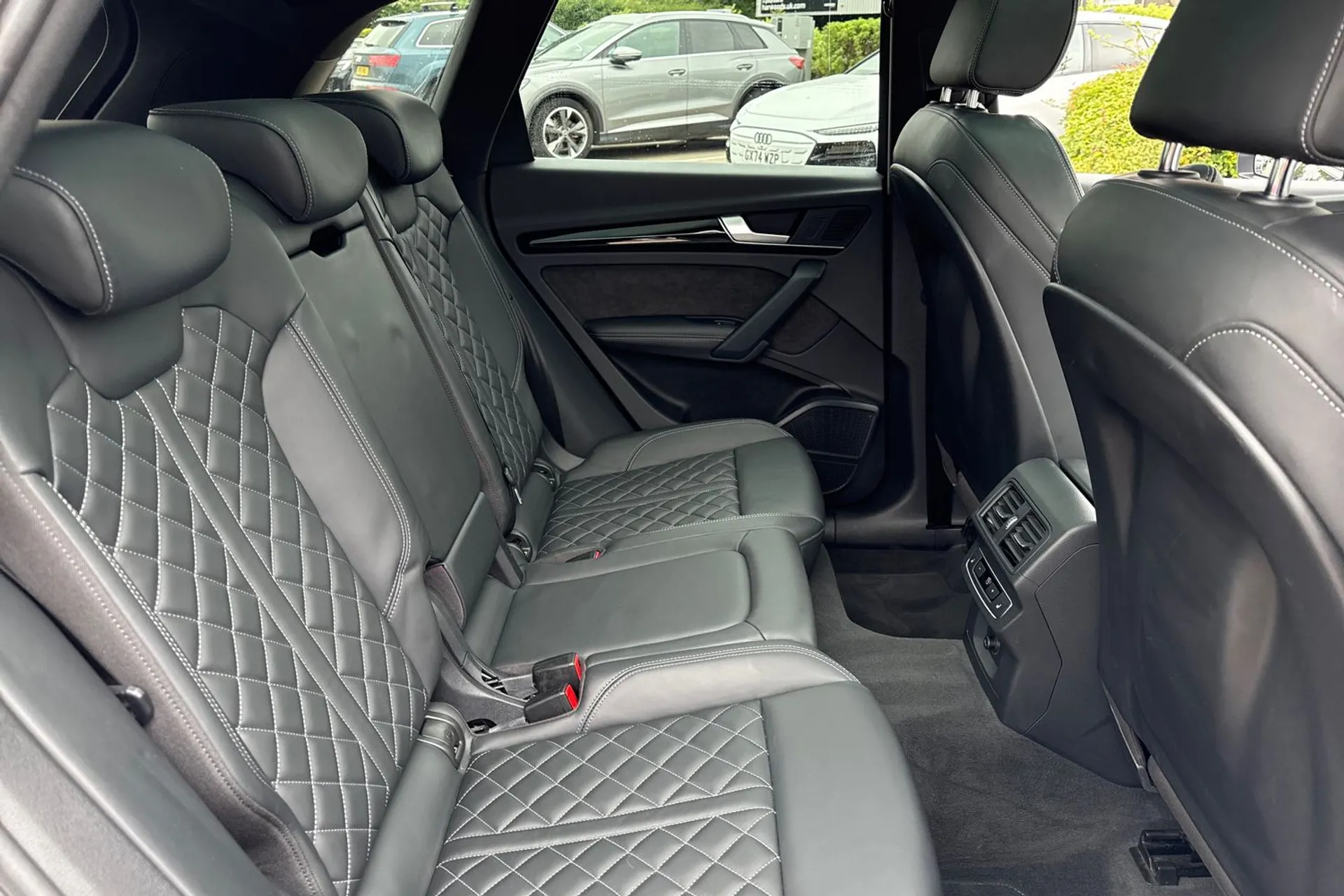 Audi Q5 thumbnail image number 50