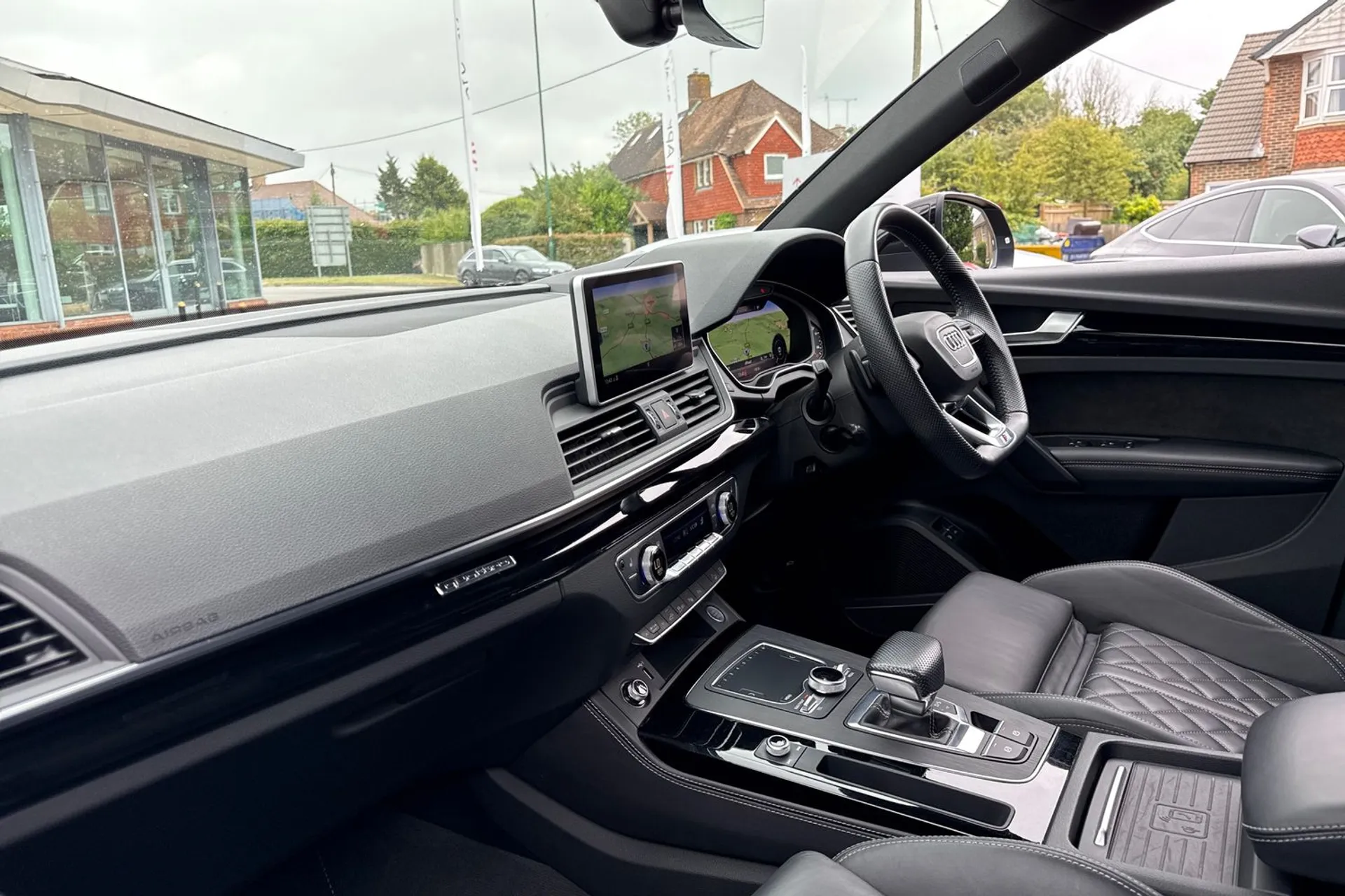 Audi Q5 thumbnail image number 34