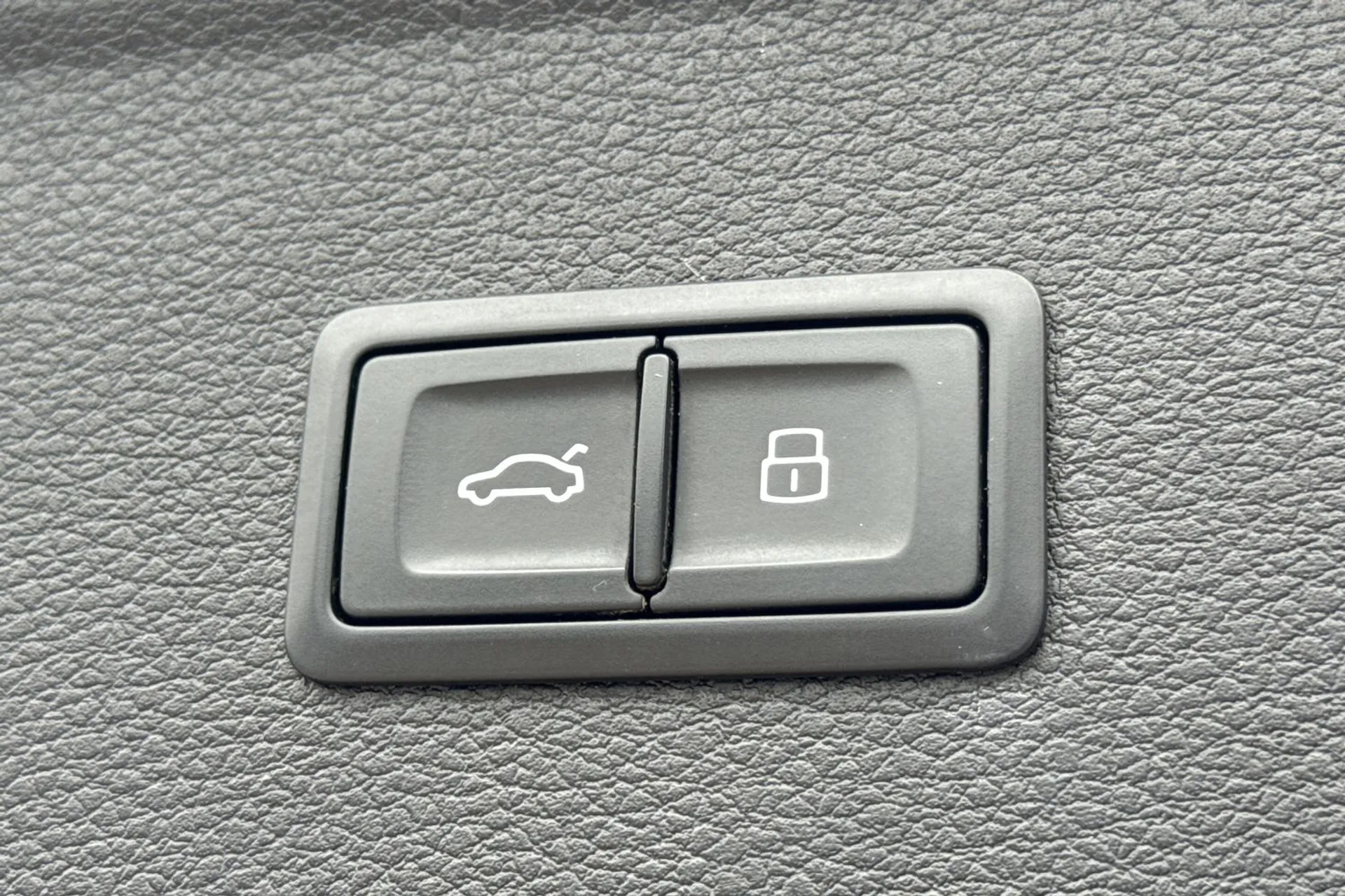 Audi Q5 thumbnail image number 42