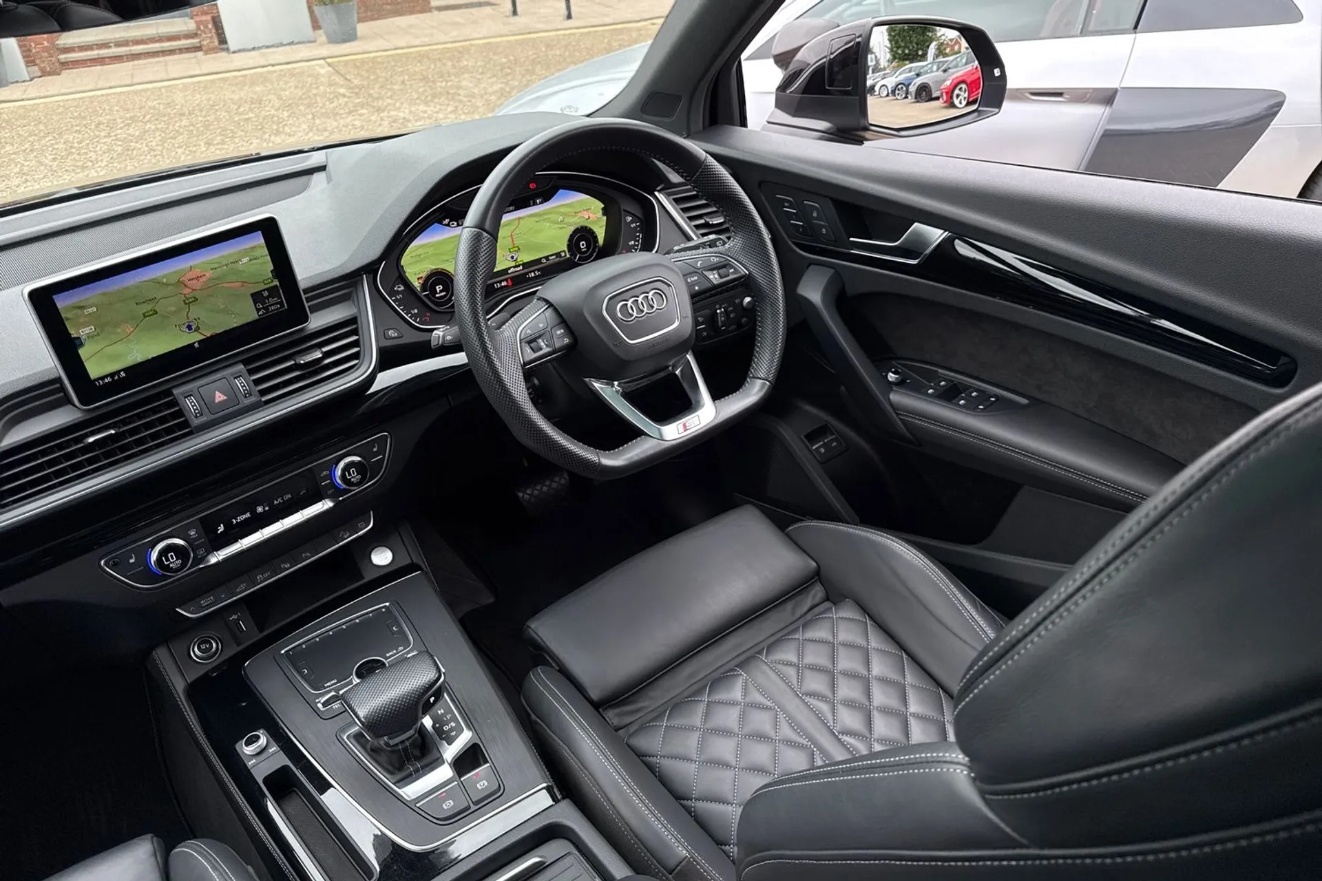 Audi Q5 thumbnail image number 47