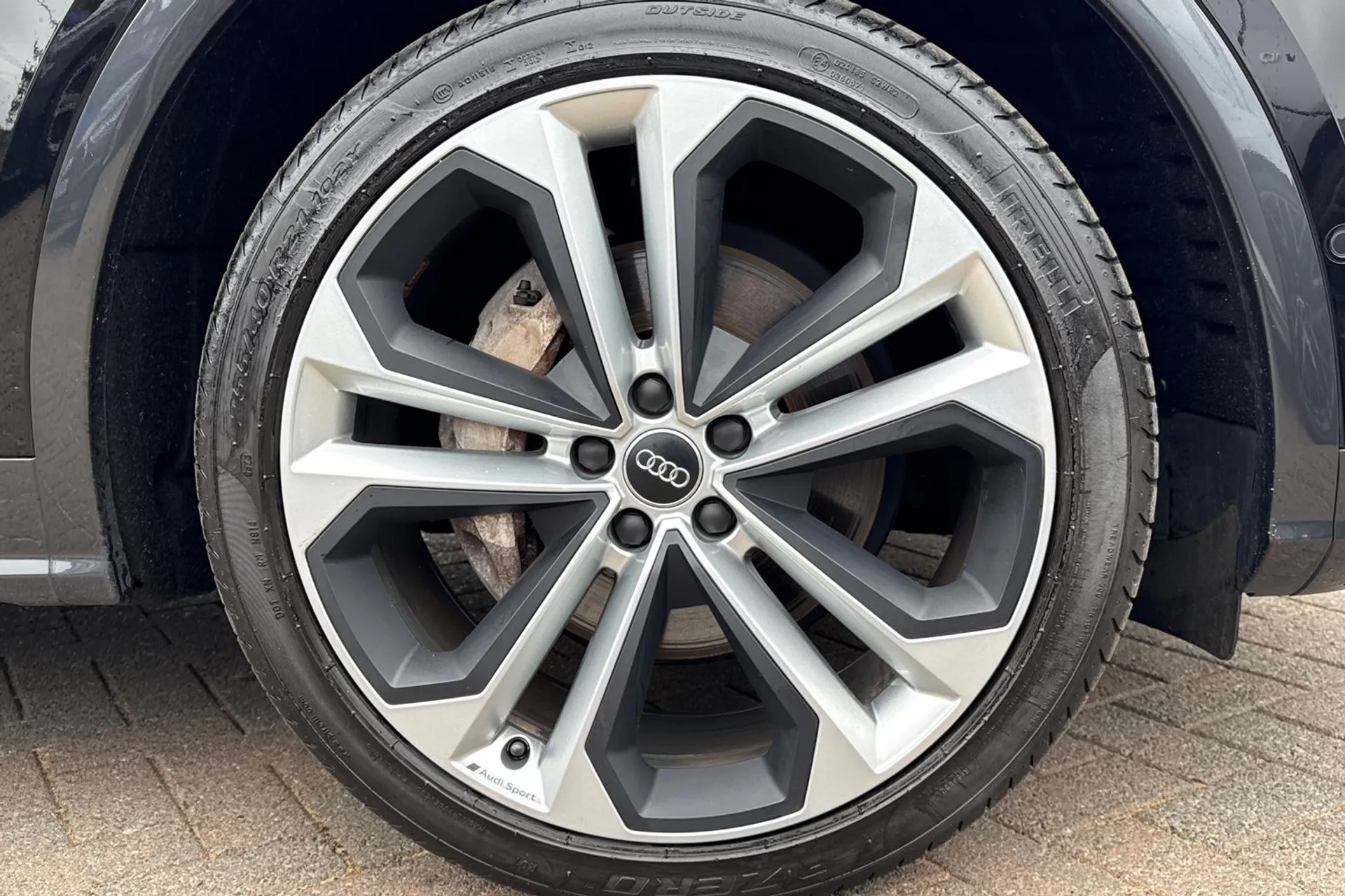 Audi Q5 thumbnail image number 8