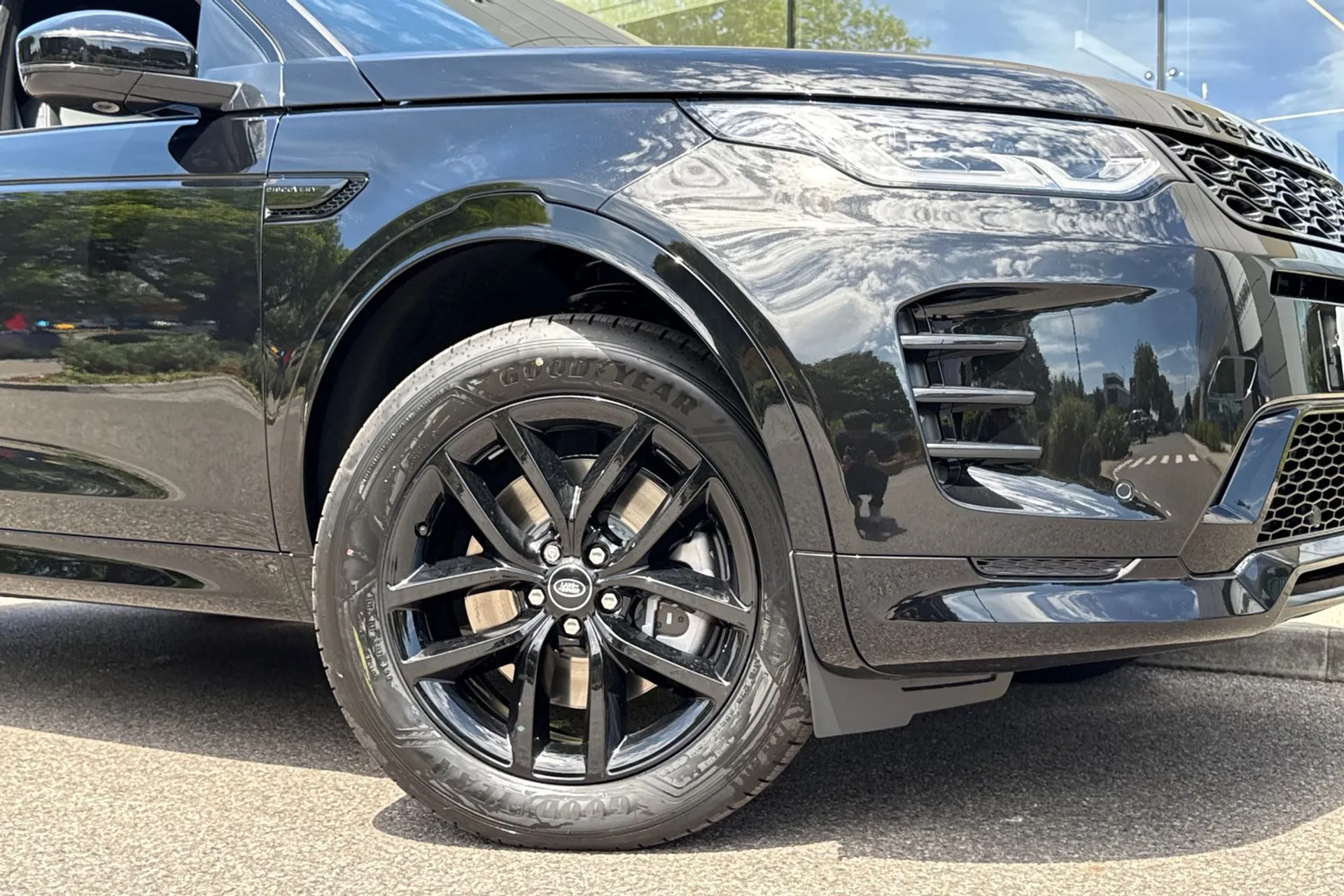 LAND ROVER DISCOVERY SPORT thumbnail image number 9