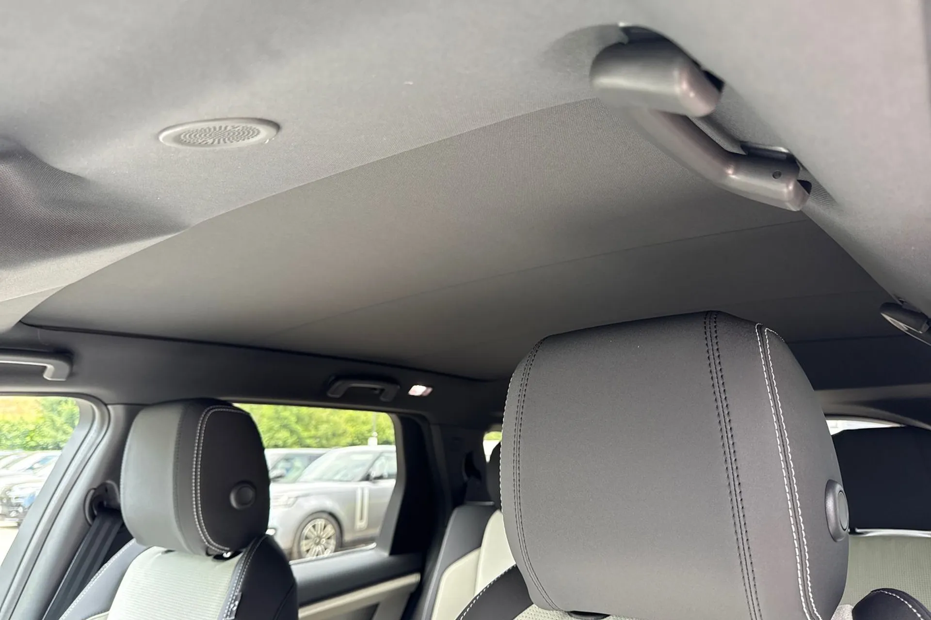 LAND ROVER DISCOVERY SPORT thumbnail image number 5