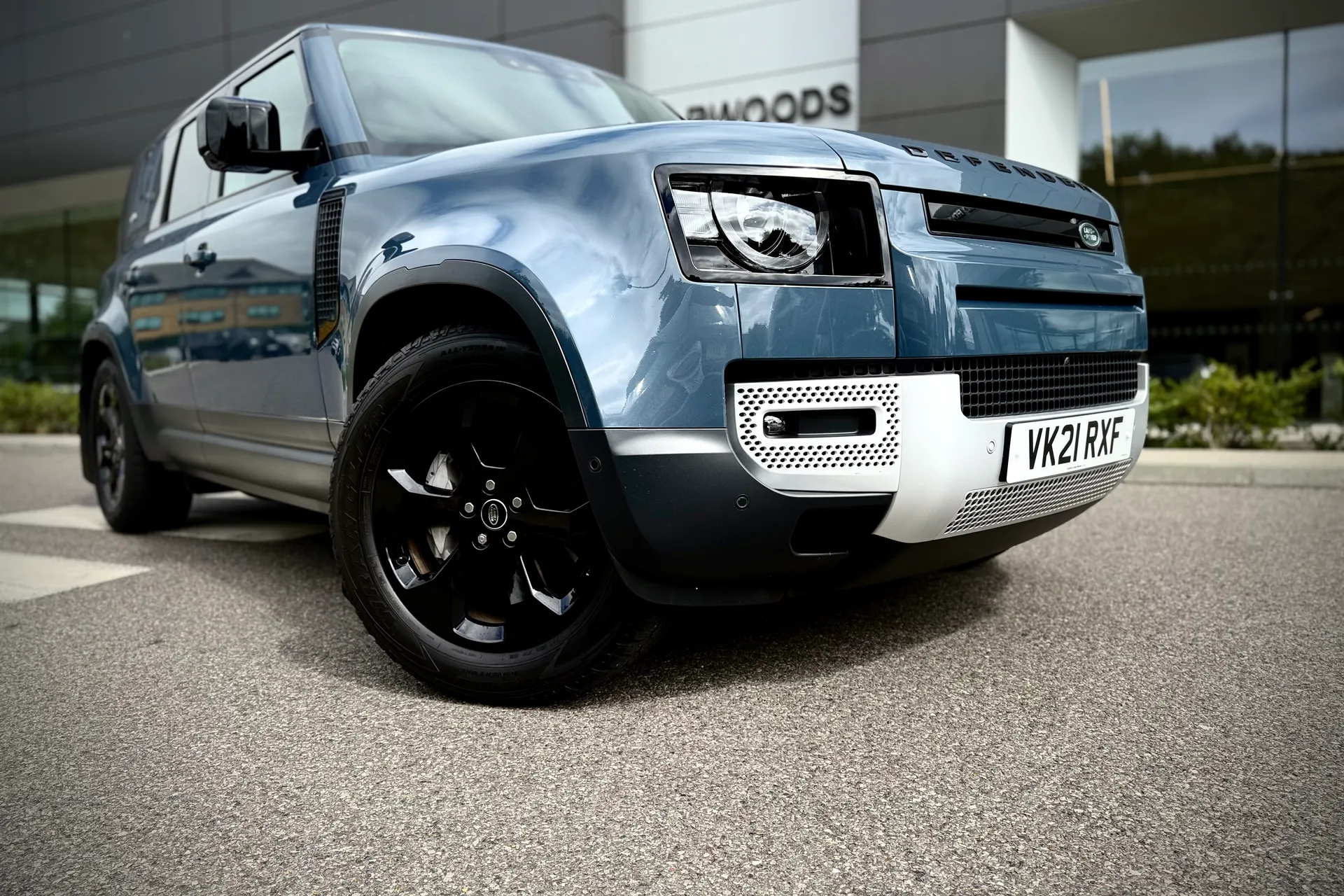 LAND ROVER DEFENDER thumbnail image number 9