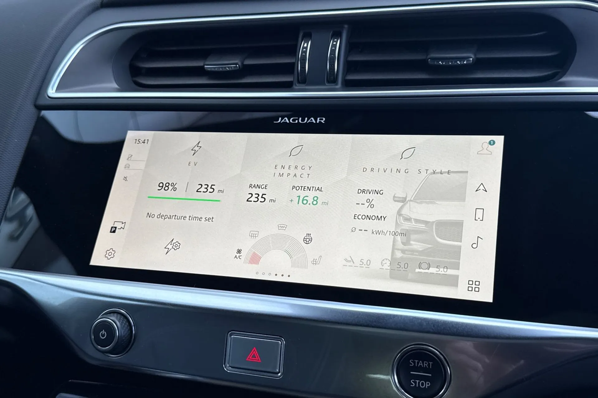 Jaguar I-PACE thumbnail image number 62