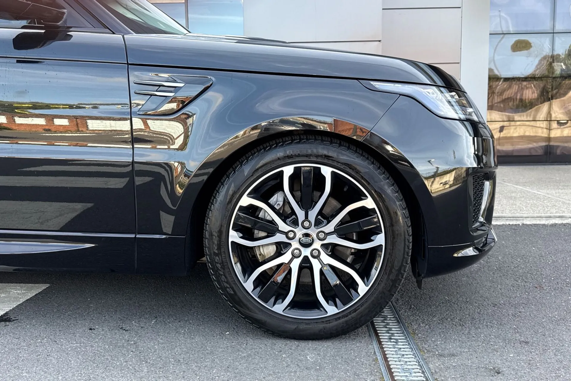 LAND ROVER RANGE ROVER SPORT thumbnail image number 15