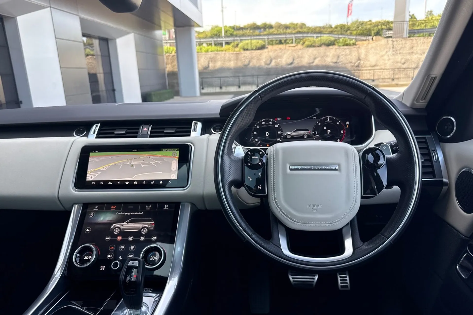 LAND ROVER RANGE ROVER SPORT thumbnail image number 42