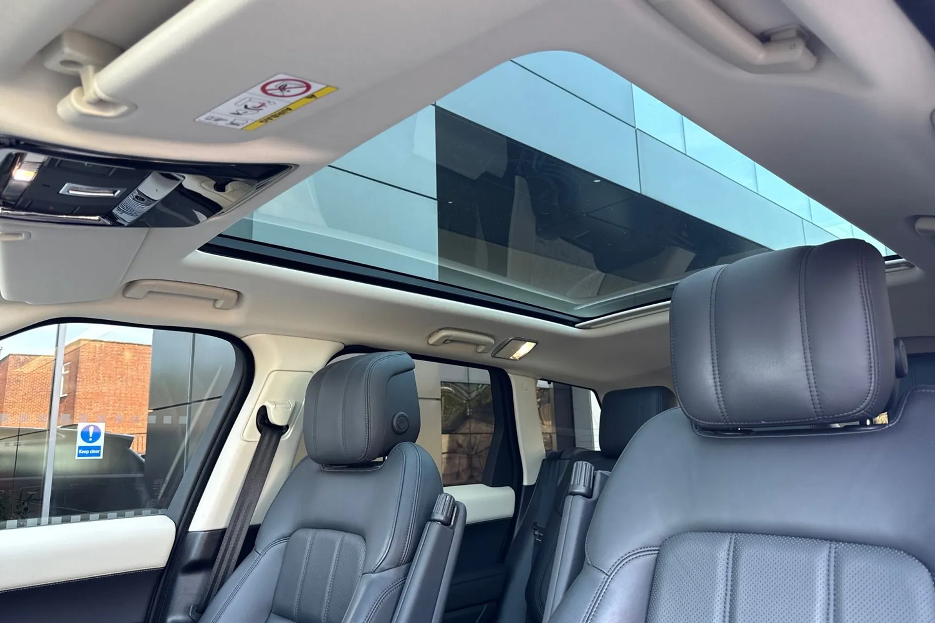 LAND ROVER RANGE ROVER SPORT thumbnail image number 37