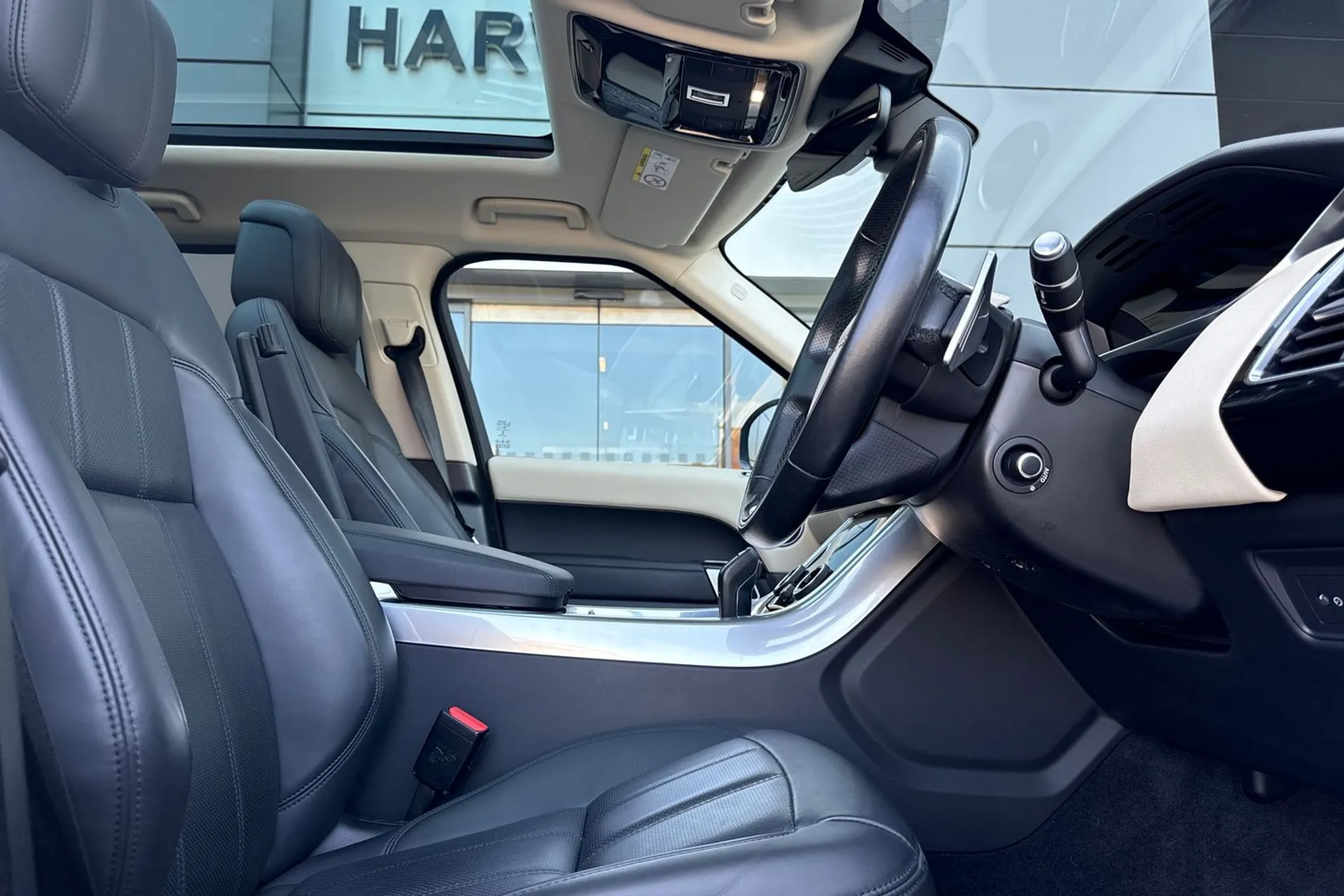 LAND ROVER RANGE ROVER SPORT thumbnail image number 17