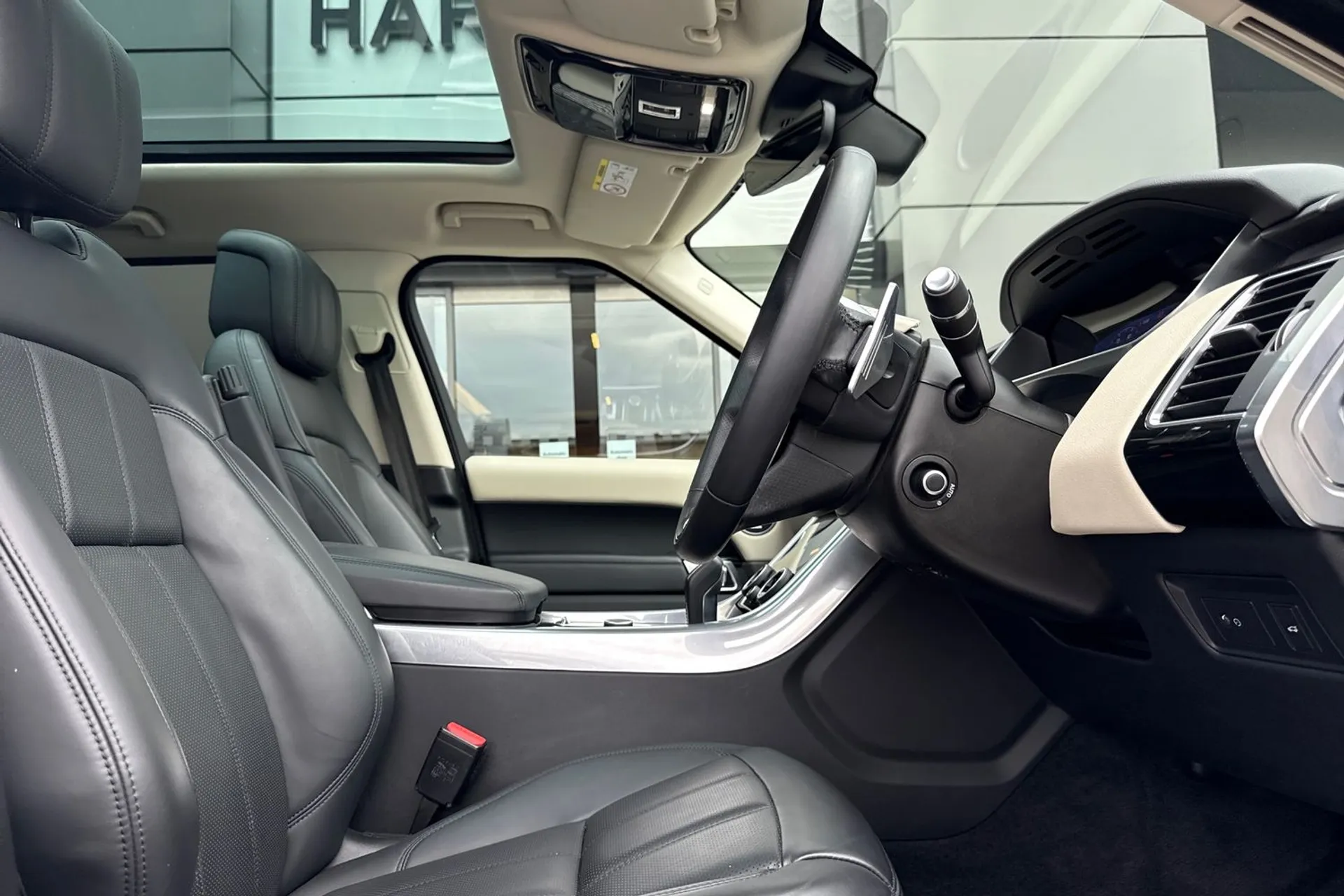 LAND ROVER RANGE ROVER SPORT thumbnail image number 16