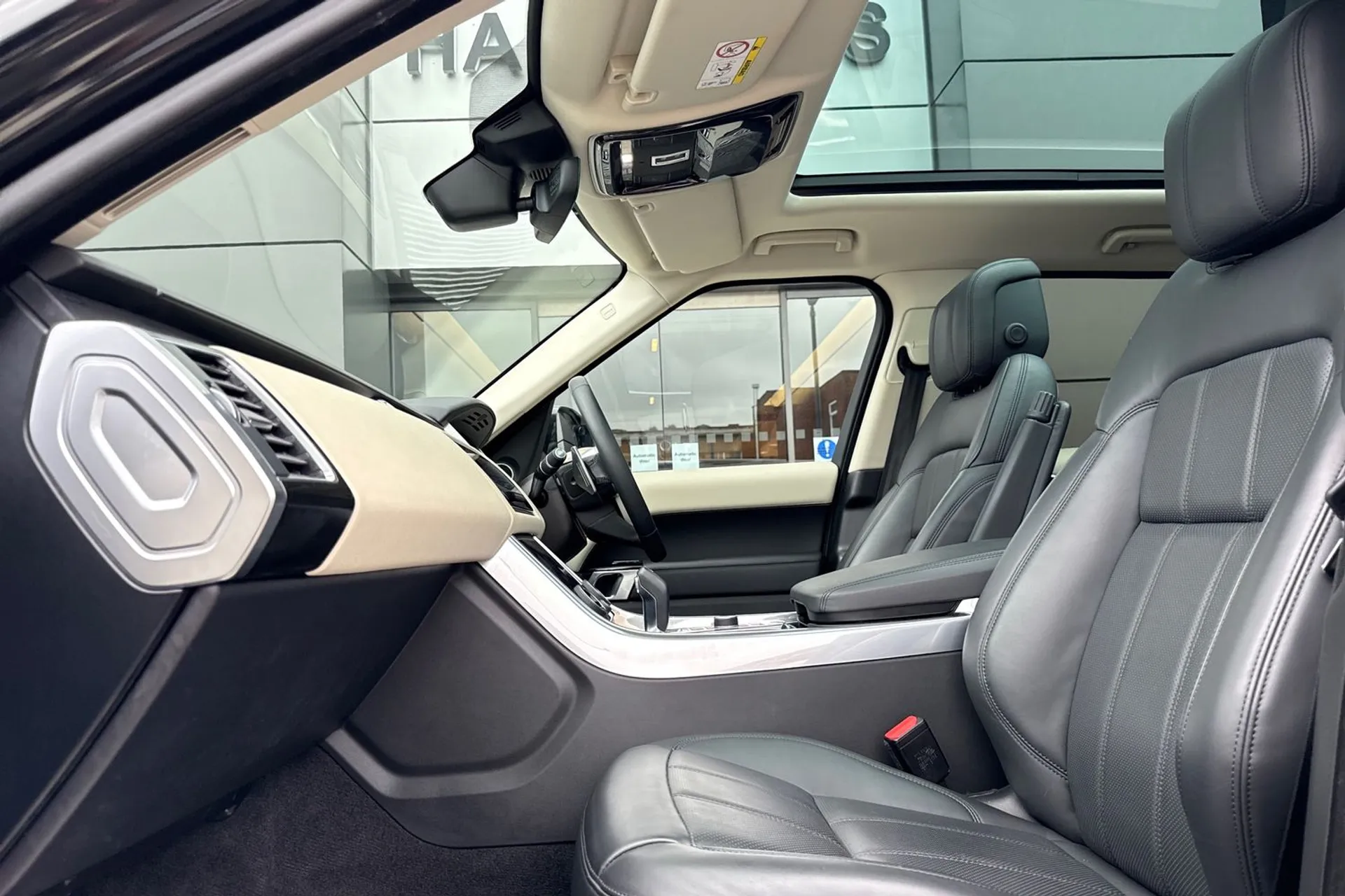 LAND ROVER RANGE ROVER SPORT thumbnail image number 43