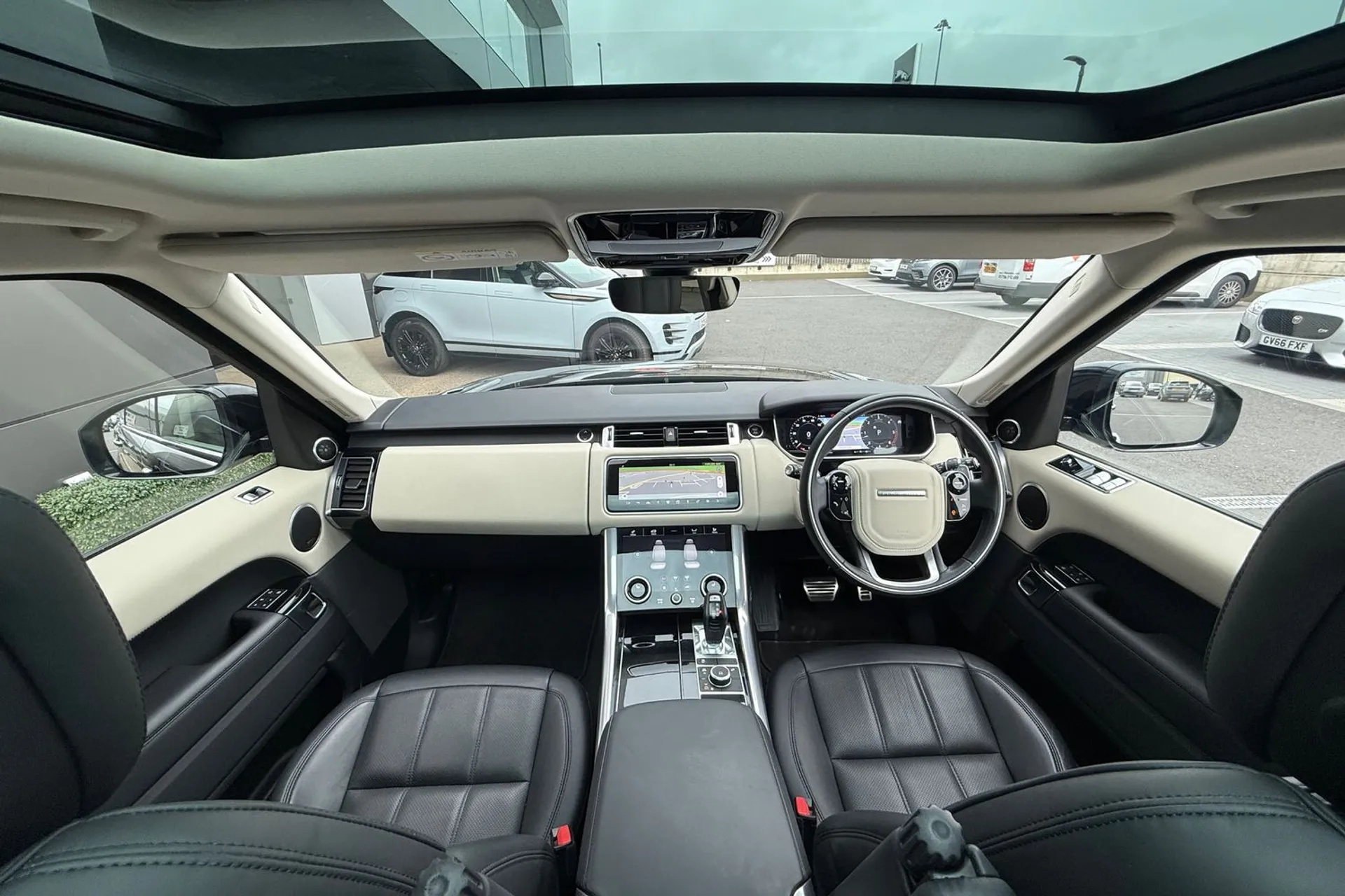 LAND ROVER RANGE ROVER SPORT thumbnail image number 3