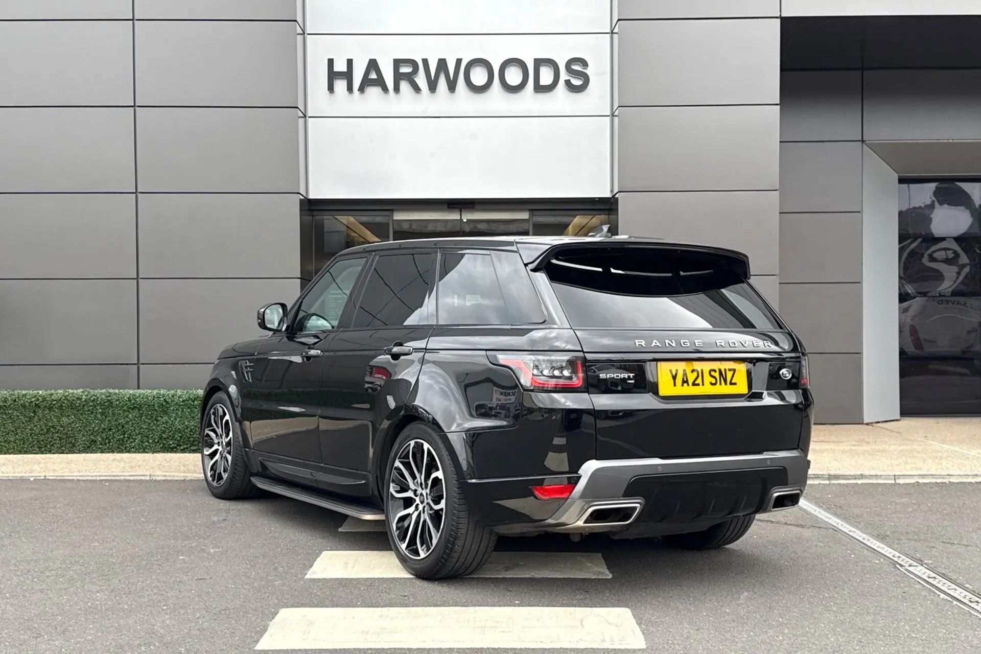 LAND ROVER RANGE ROVER SPORT thumbnail image number 11