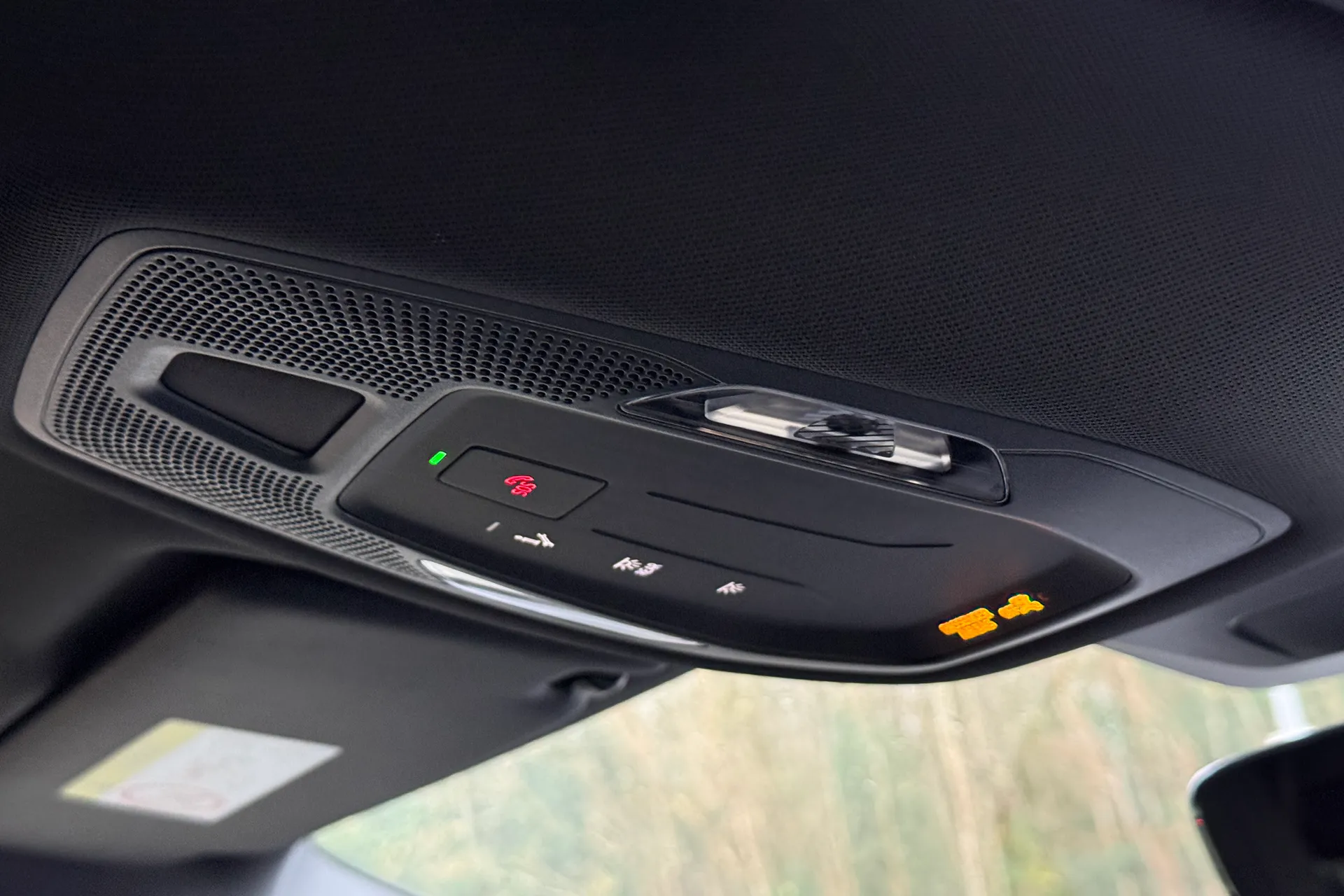 Audi Q6 thumbnail image number 20