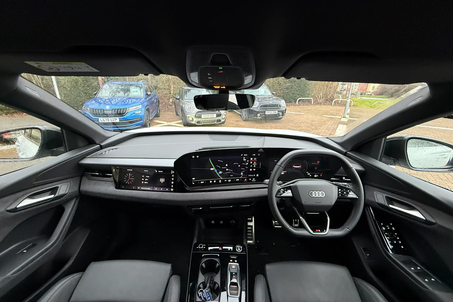 Audi Q6 thumbnail image number 5