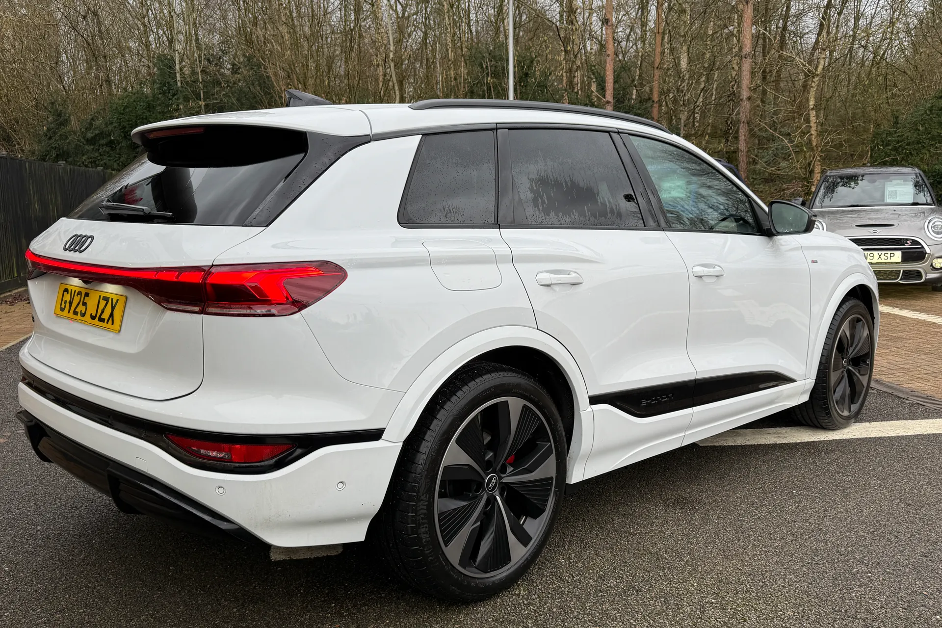 Audi Q6 thumbnail image number 34