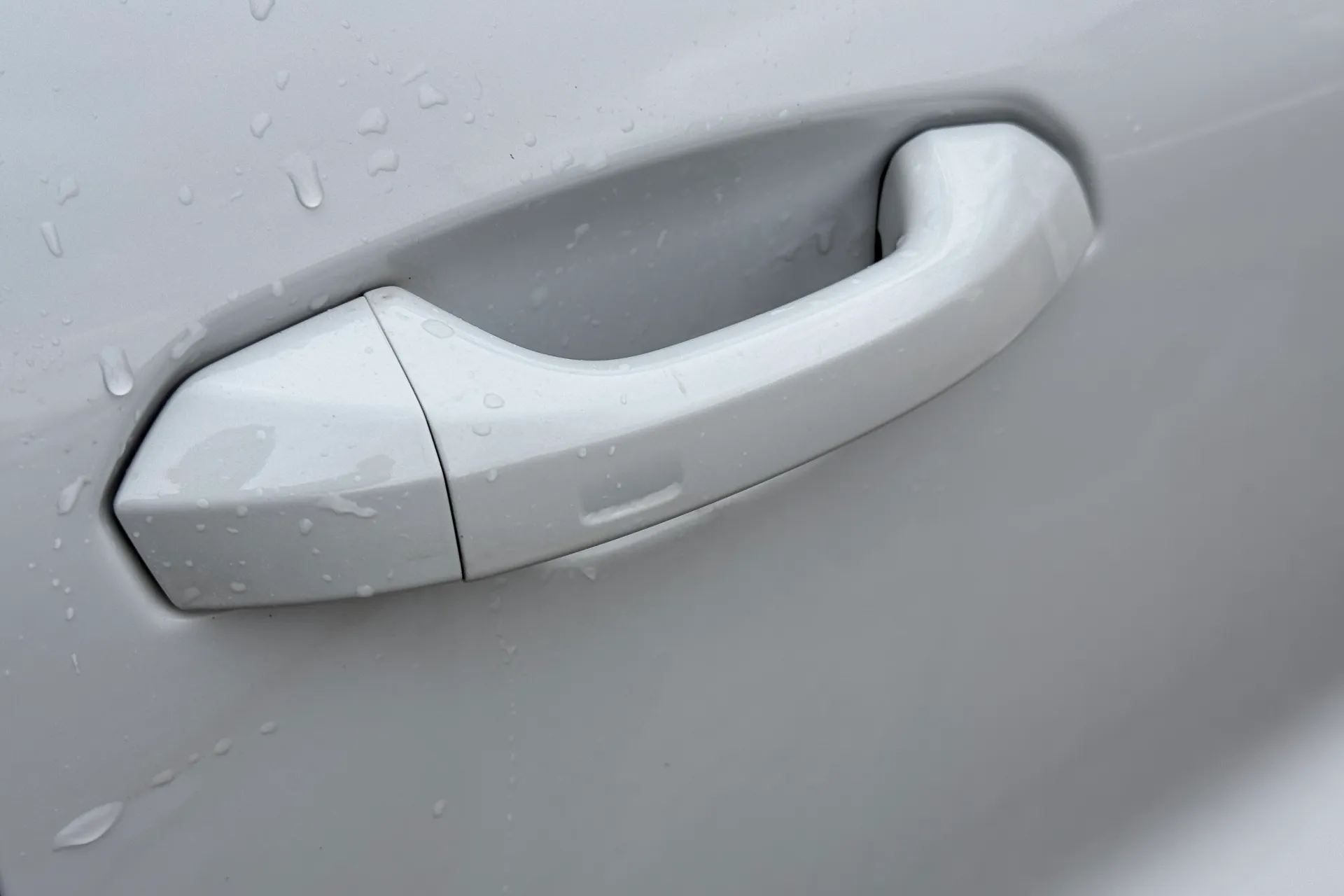 Audi Q6 thumbnail image number 9