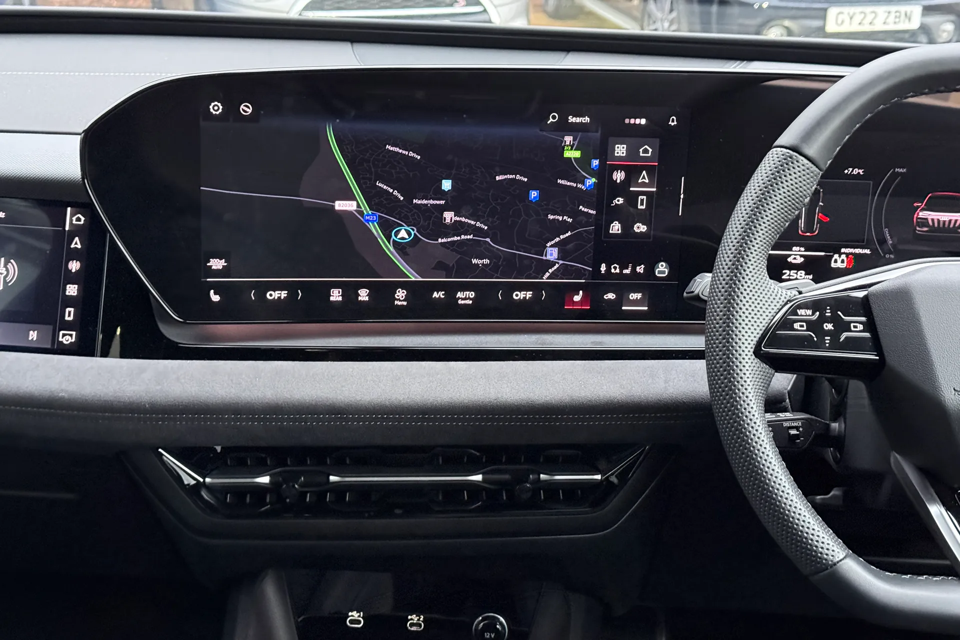 Audi Q6 thumbnail image number 32