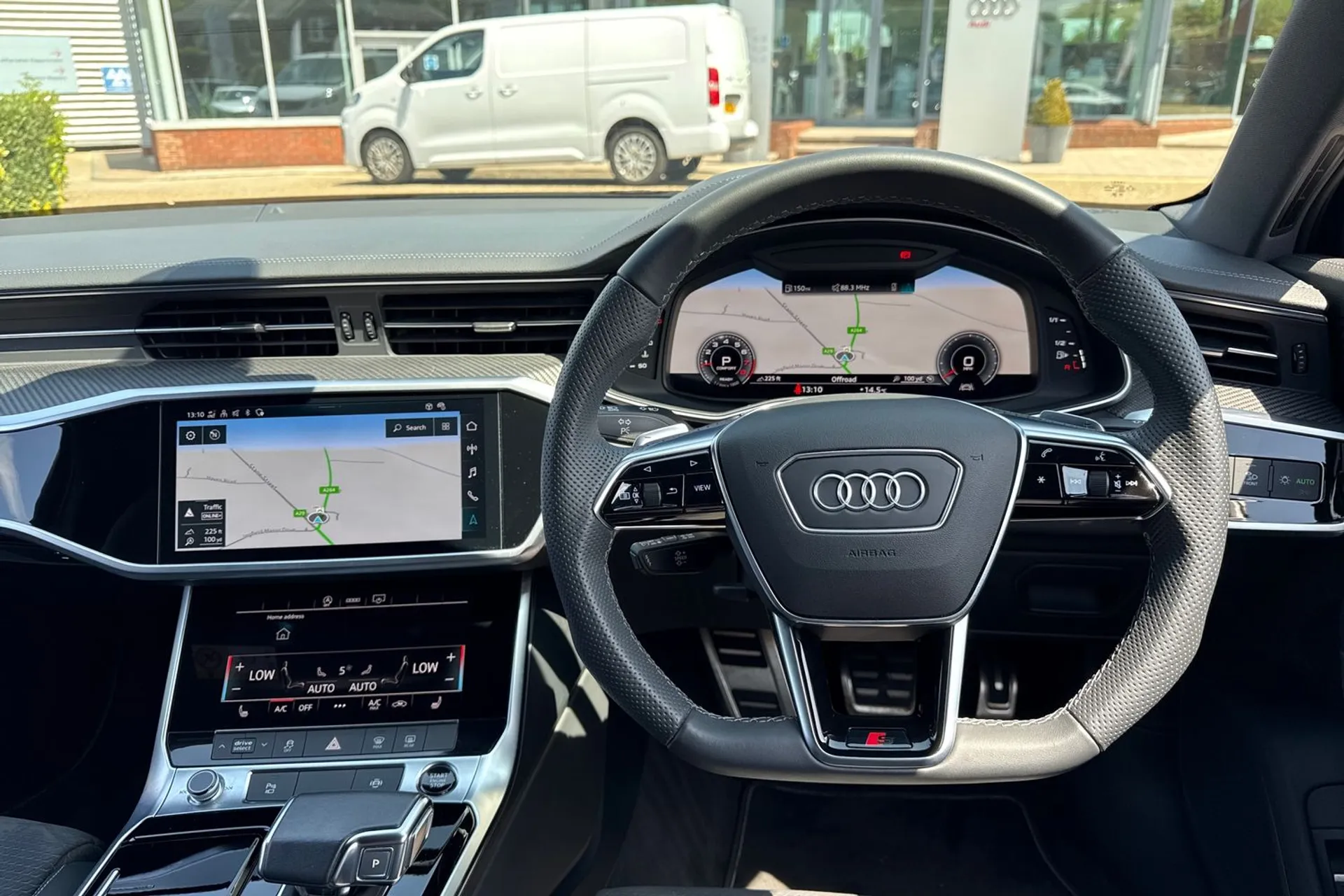 Audi A6 thumbnail image number 38