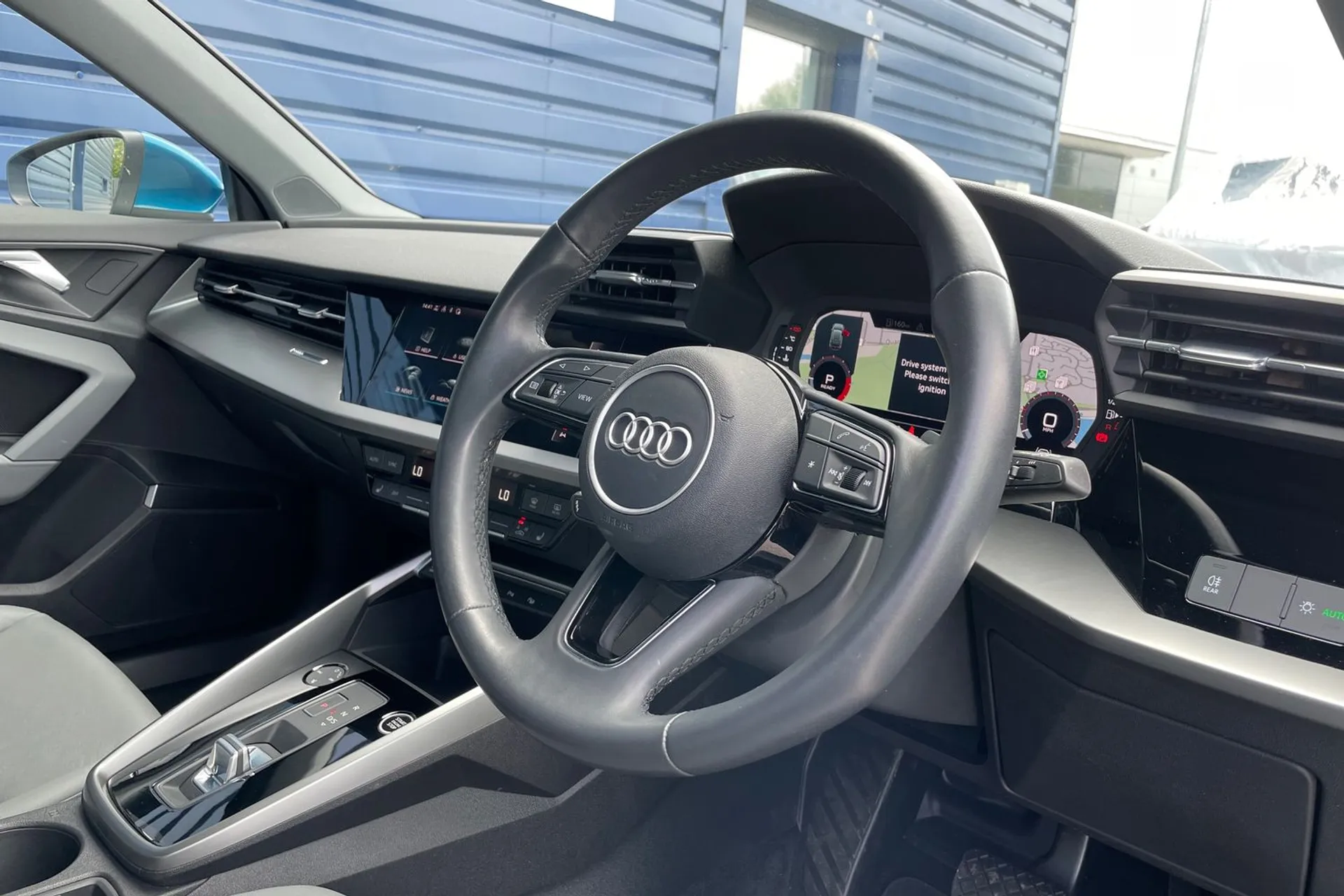Audi A3 thumbnail image number 25