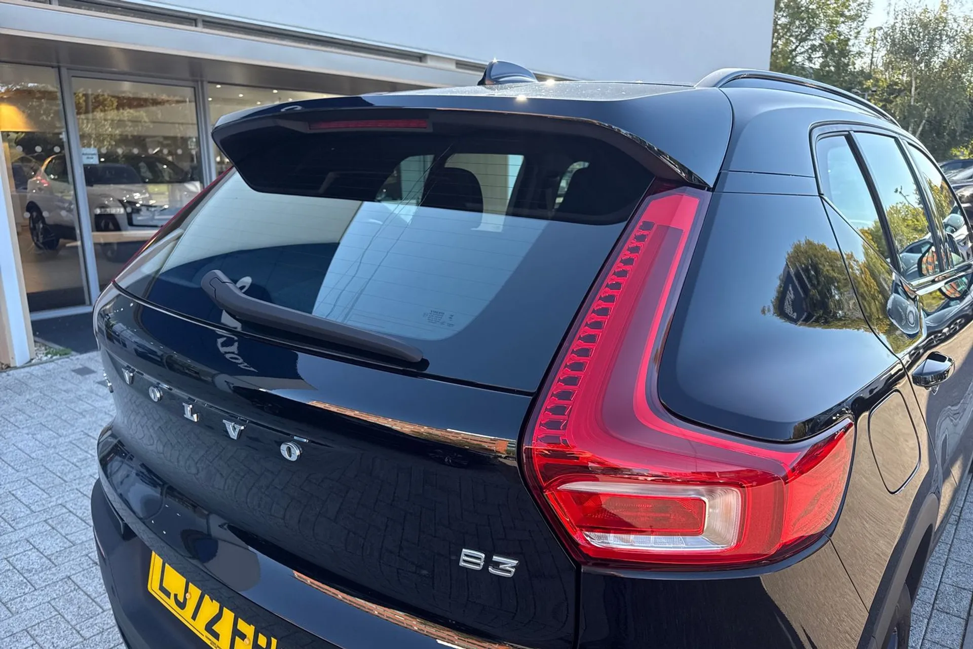 Volvo XC40 thumbnail image number 15