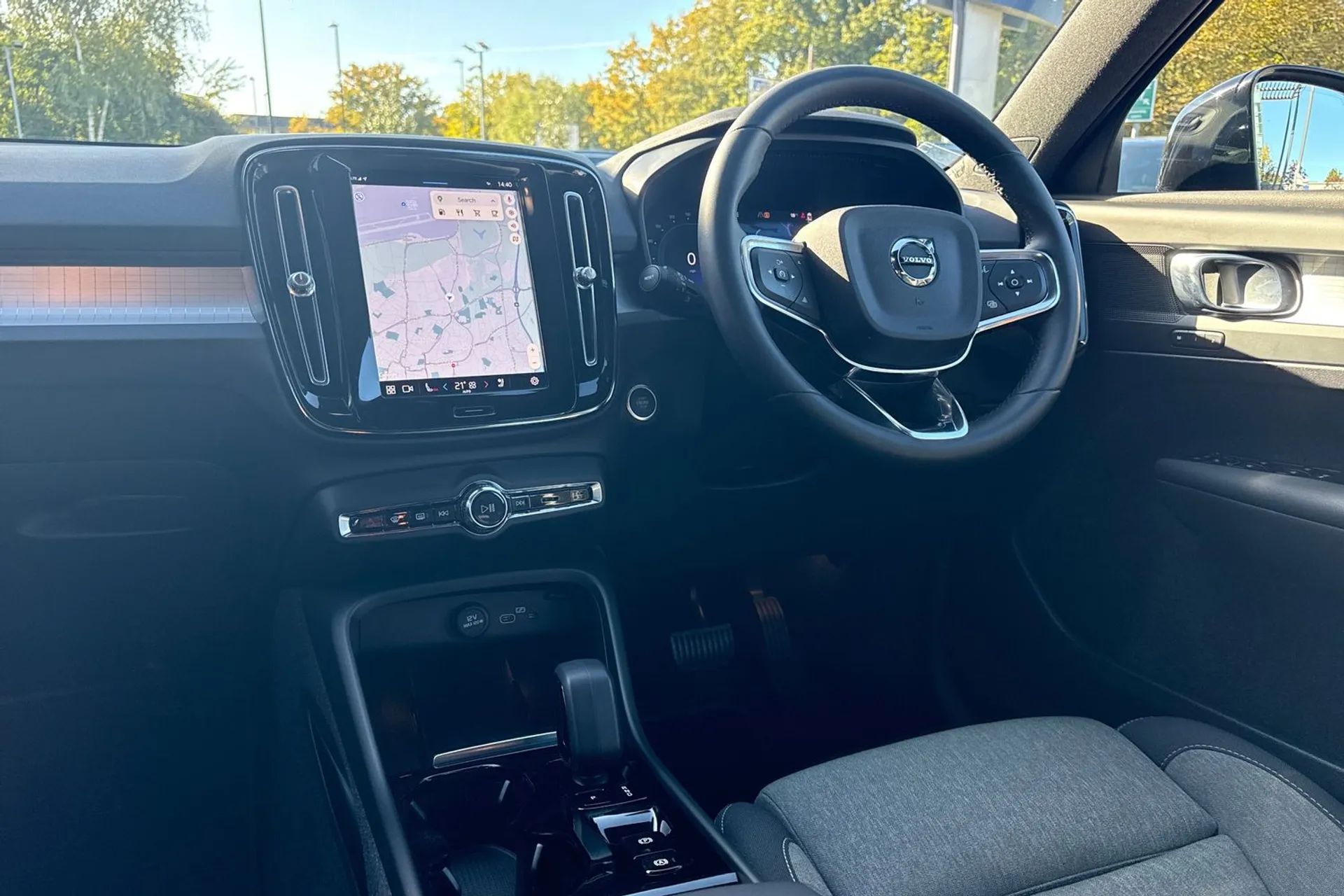 Volvo XC40 thumbnail image number 34