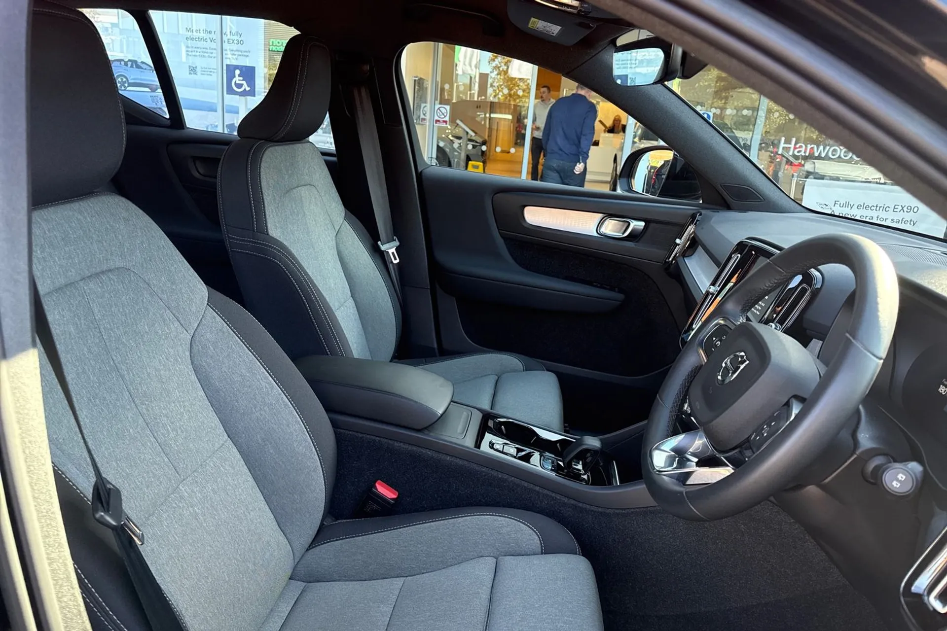 Volvo XC40 thumbnail image number 25