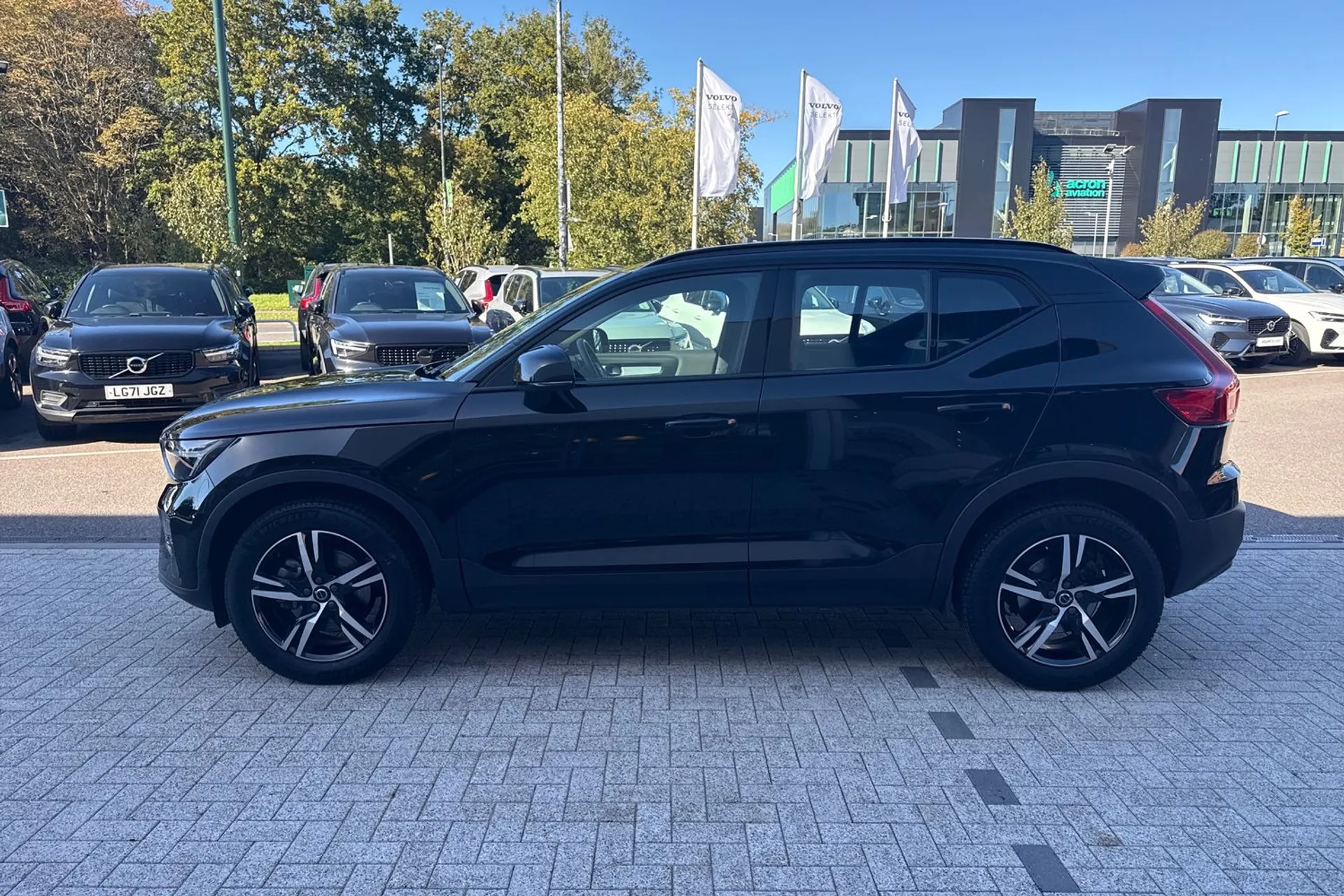Volvo XC40 thumbnail image number 10