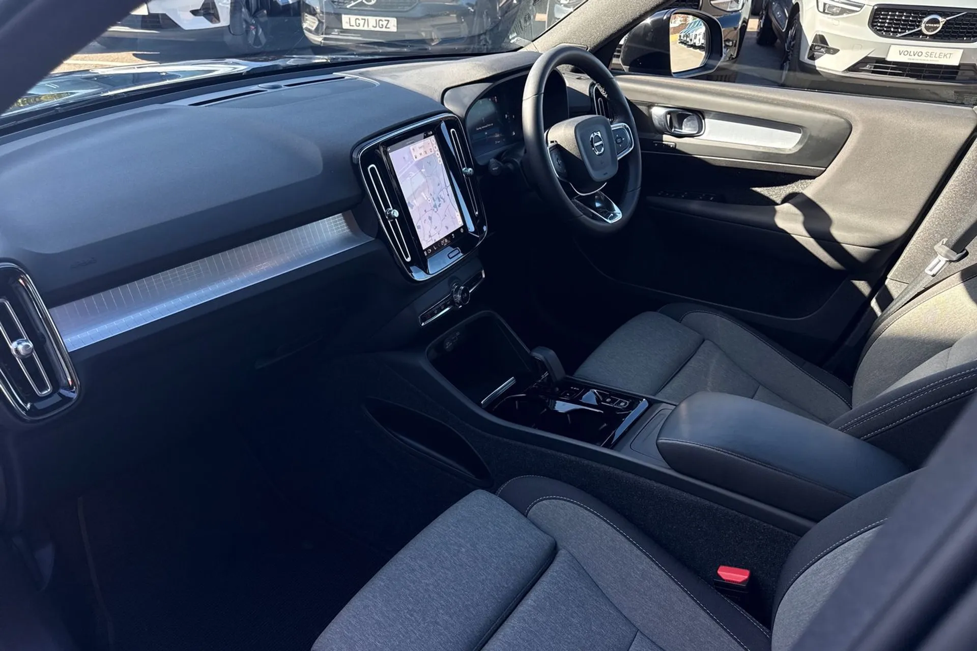 Volvo XC40 thumbnail image number 26