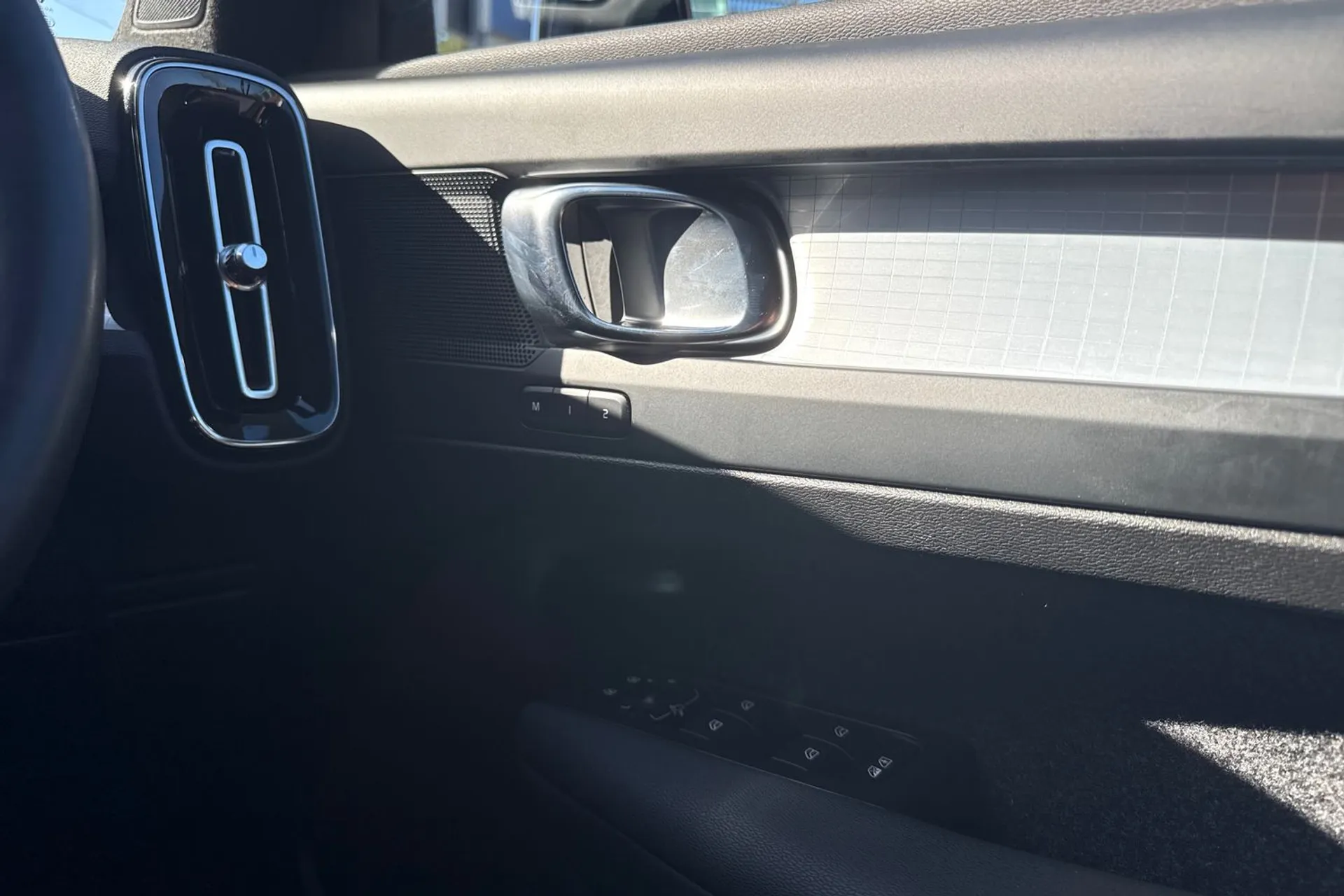 Volvo XC40 thumbnail image number 41